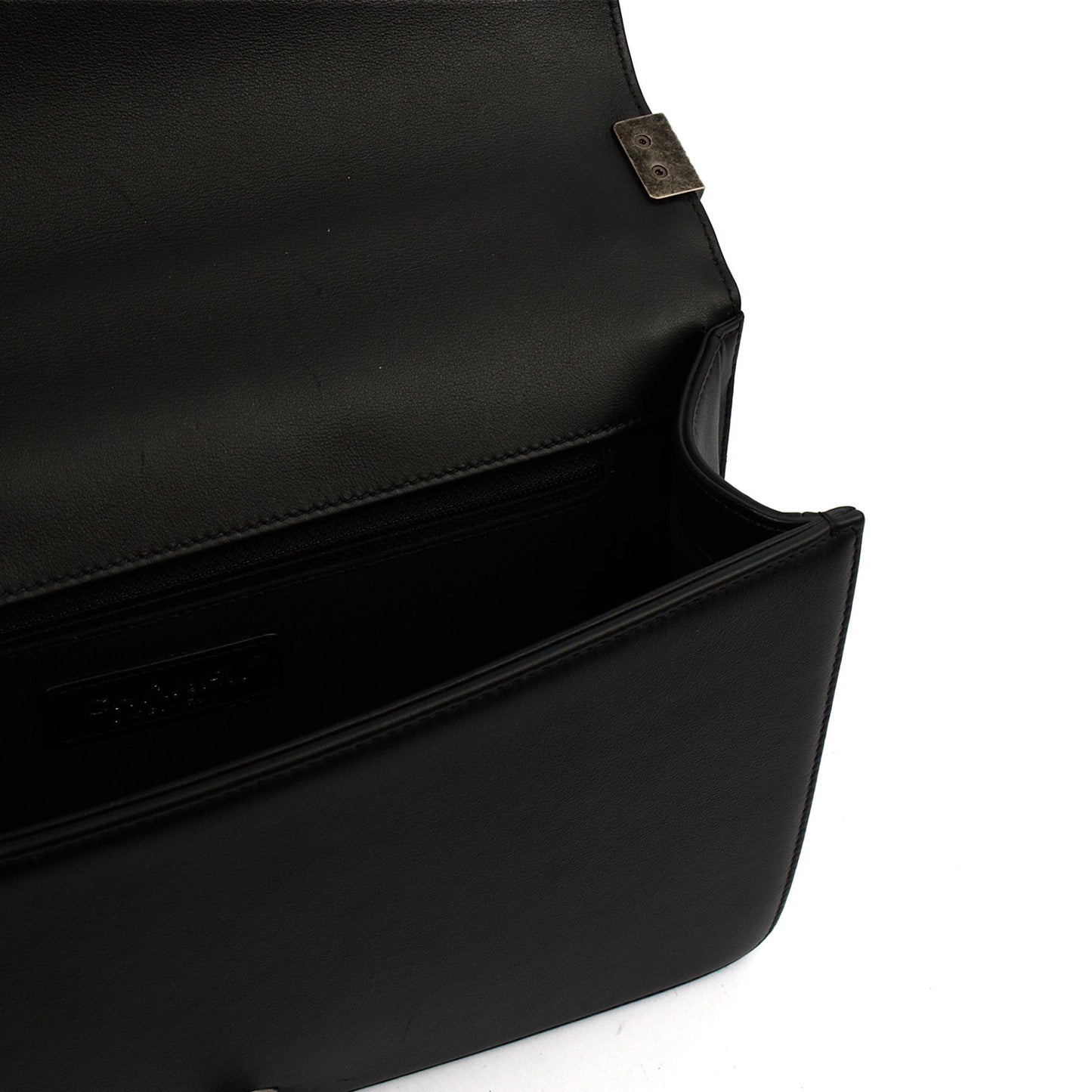 Chanel Shoulder Bag Boy - Large in Black, Lambskin Leather — Alternate View 10