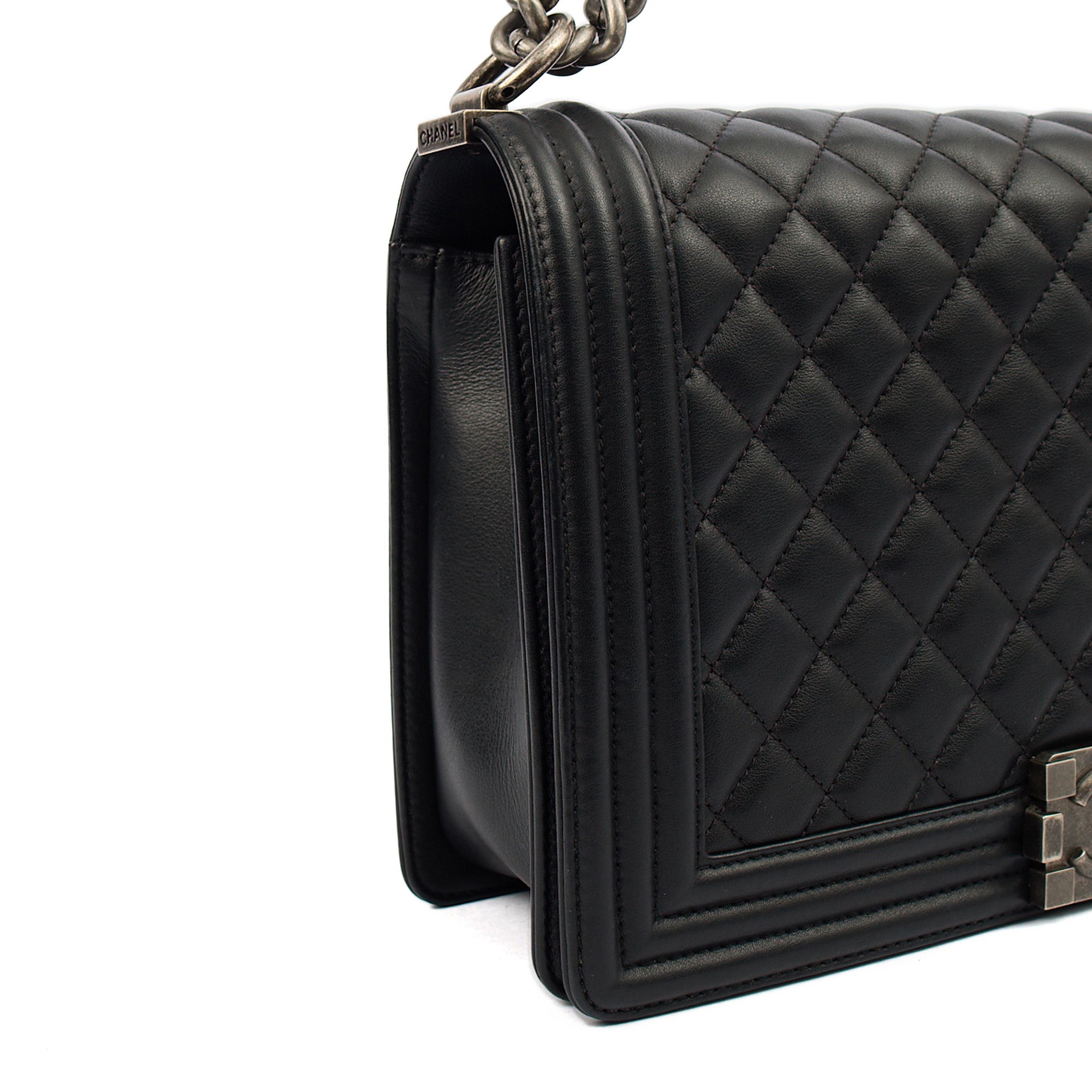 Chanel Shoulder Bag Boy - Large in Black, Lambskin Leather — Alternate View 9