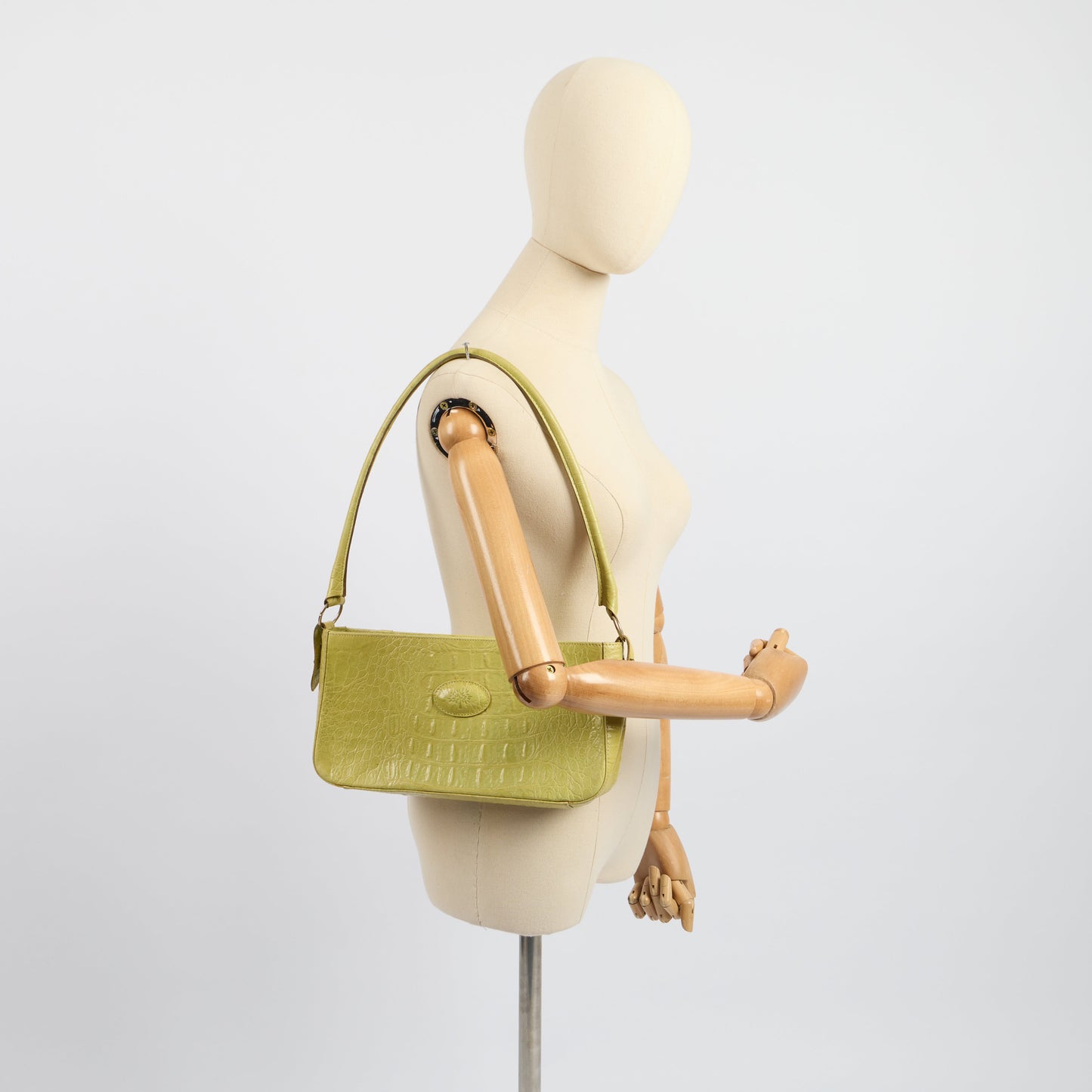 Mulberry Shoulder Bag Vintage Shoulder Bag in Green, Exotic Effect Leather — Side View