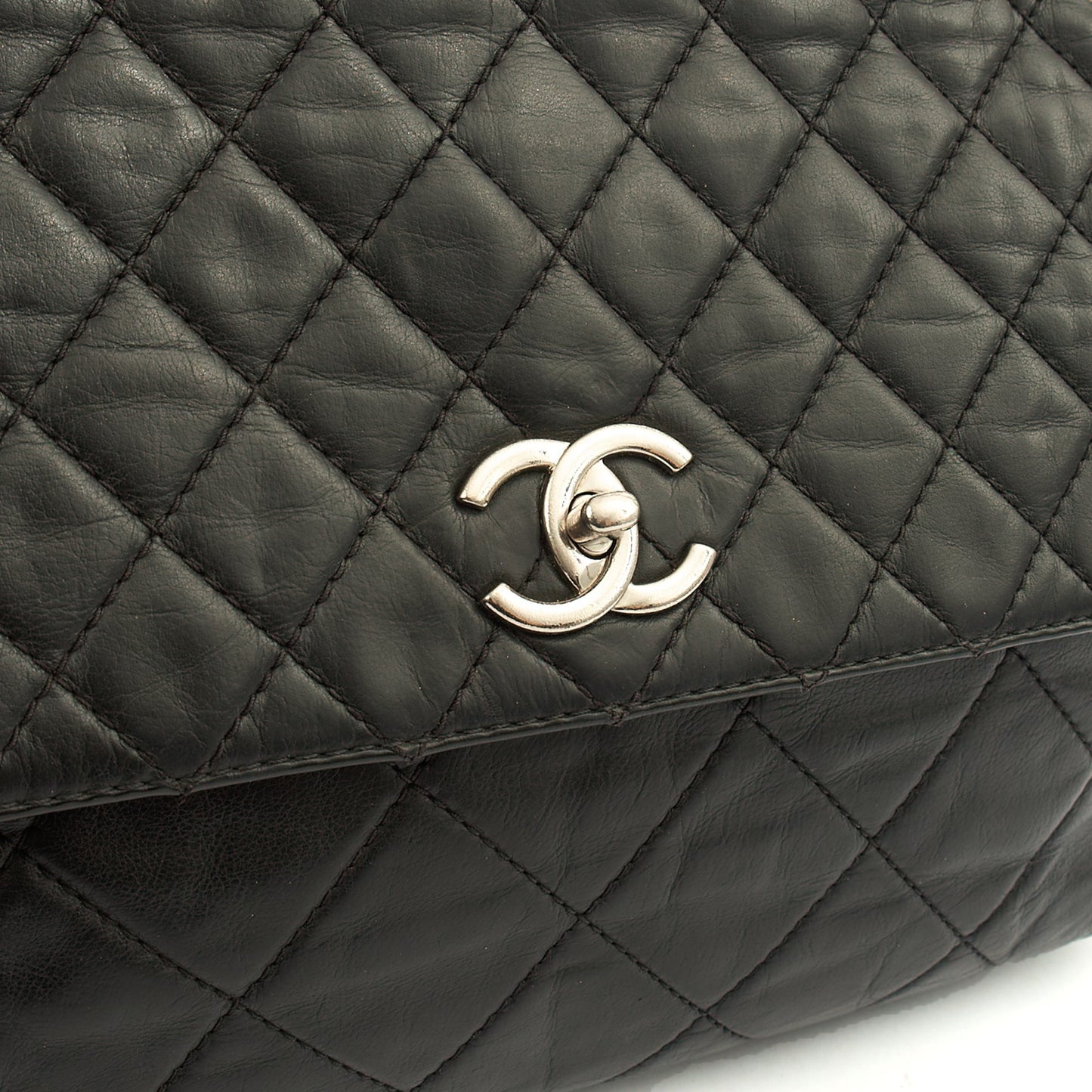 Chanel Shoulder Bag Business Affinity Flap Bag in Black, Calfskin Leather — Alternate View 15