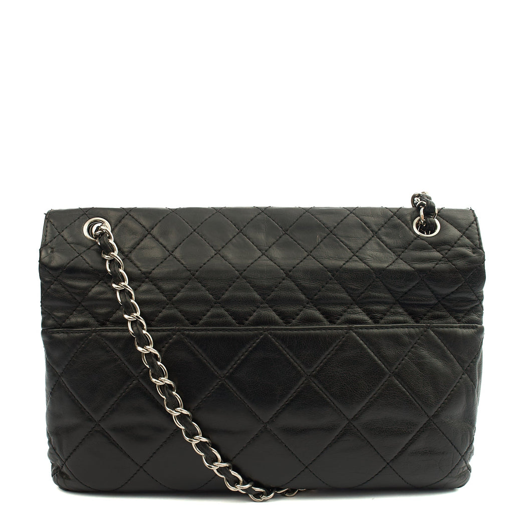 Chanel Shoulder Bag Business Affinity Flap Bag in Black, Calfskin Leather — Alternate View 12