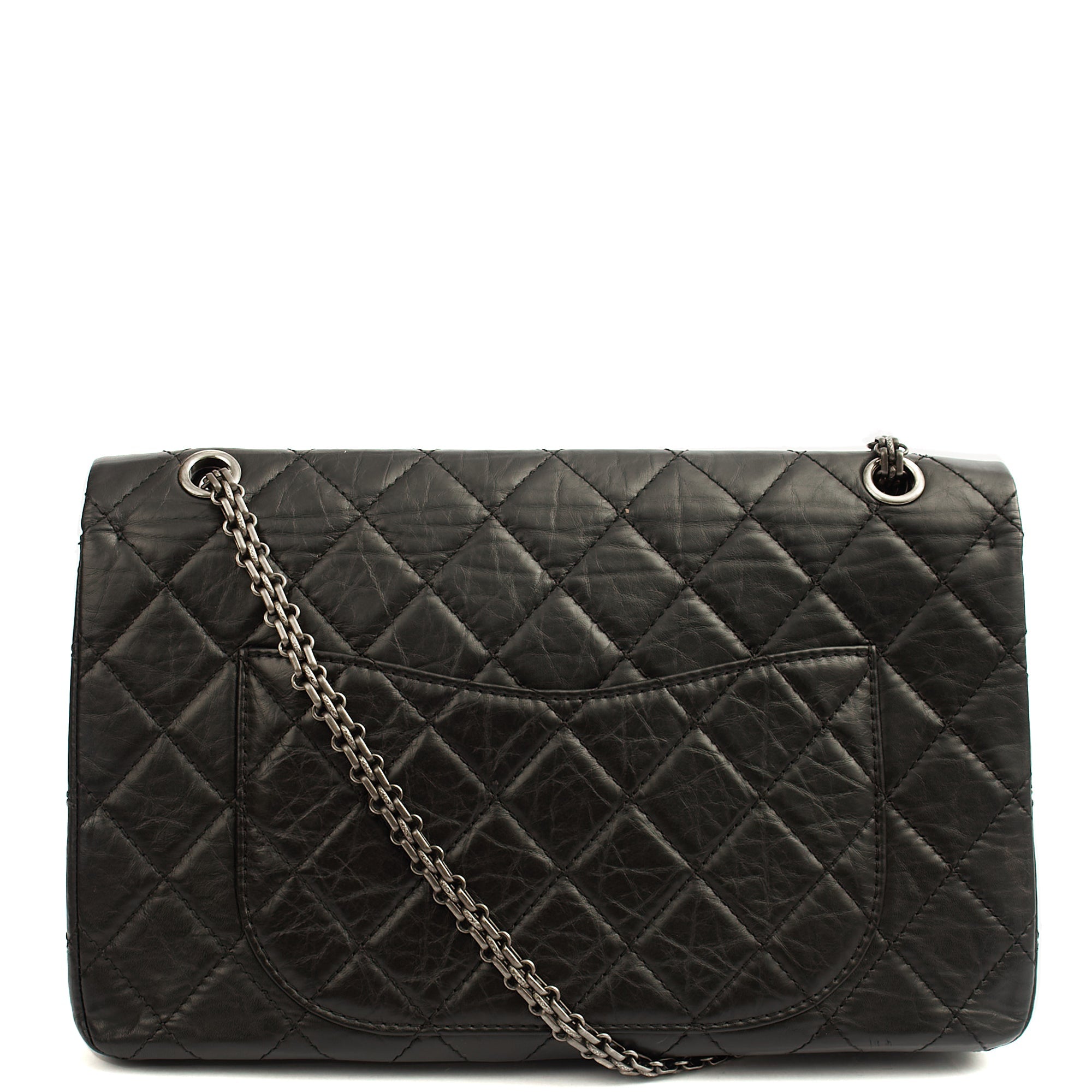 Chanel Shoulder Bag 2.55 Reissue - Maxi in Black, Crinkled Calfskin Leather — Alternate View 25