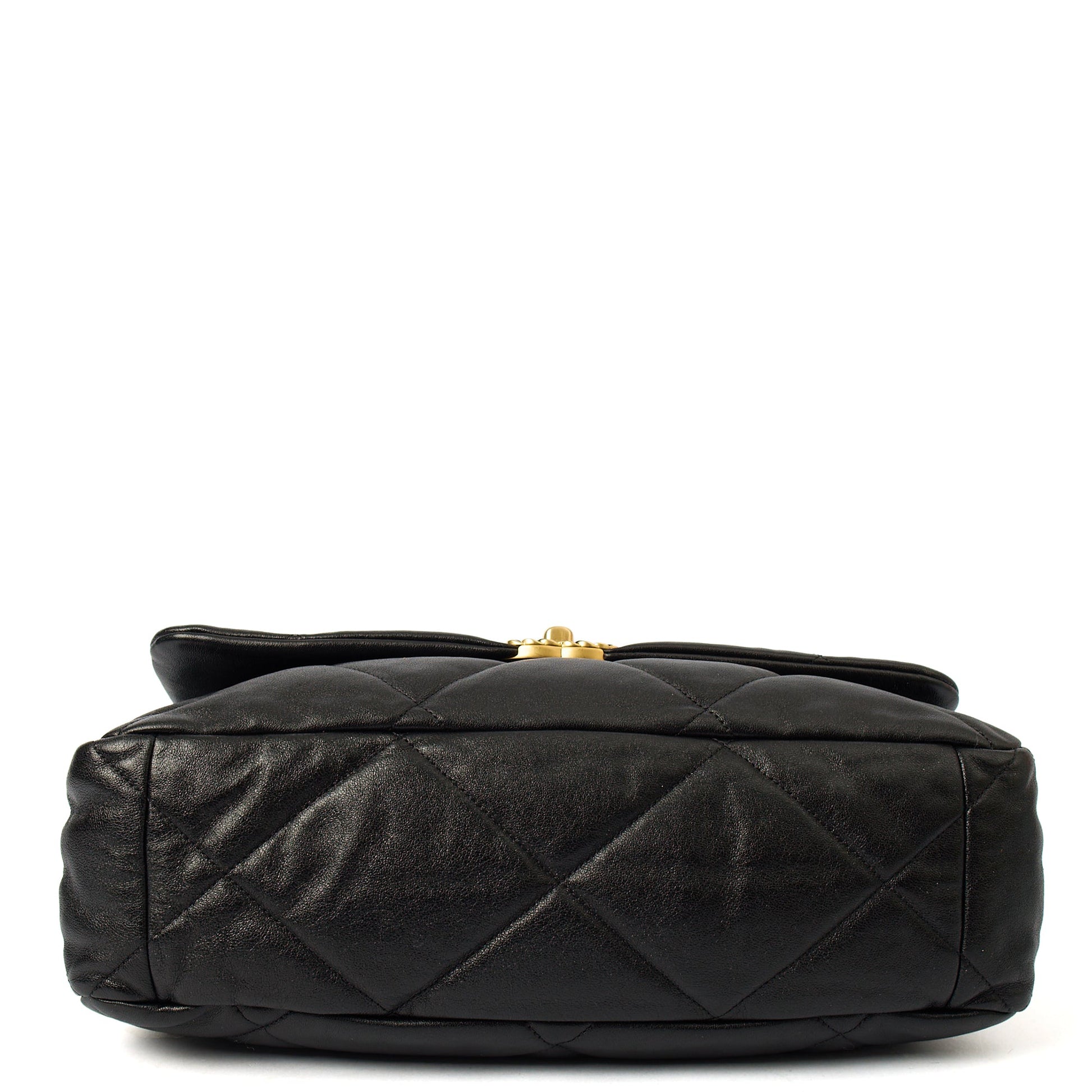 Chanel Shoulder Bag Chanel 19 Maxi in Black, Calfskin Leather — Detail View