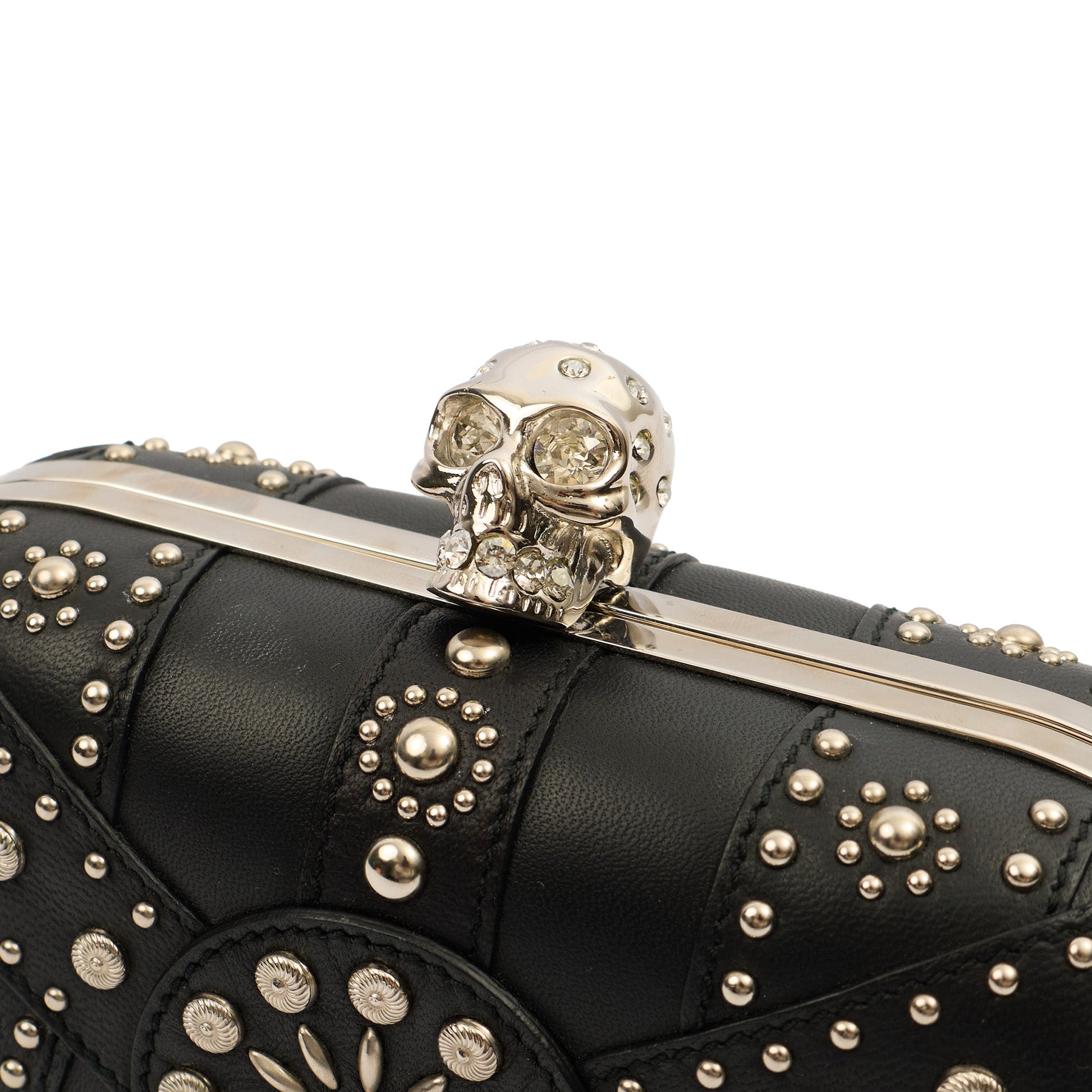 Alexander McQueen Clutch Box Clutch Skull in Black, Leather — Alternate View 13
