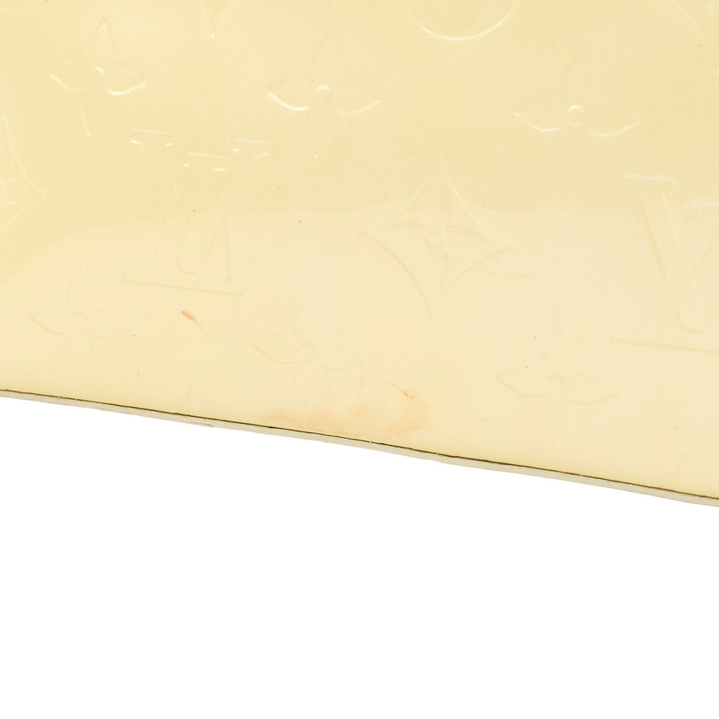 Louis Vuitton Tote Reade MM in Yellow, Miroir Vernis — Alternate View 19