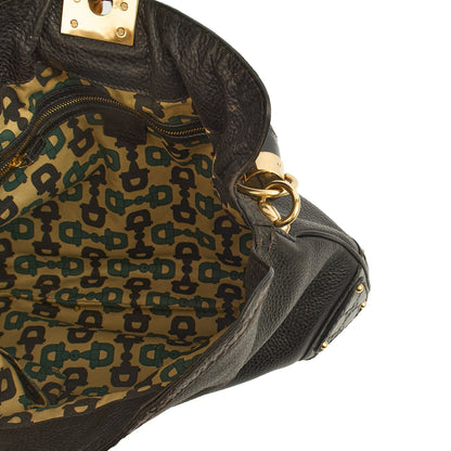 Gucci Top Handle Indy -Medium in Black, Leather — Lifestyle View