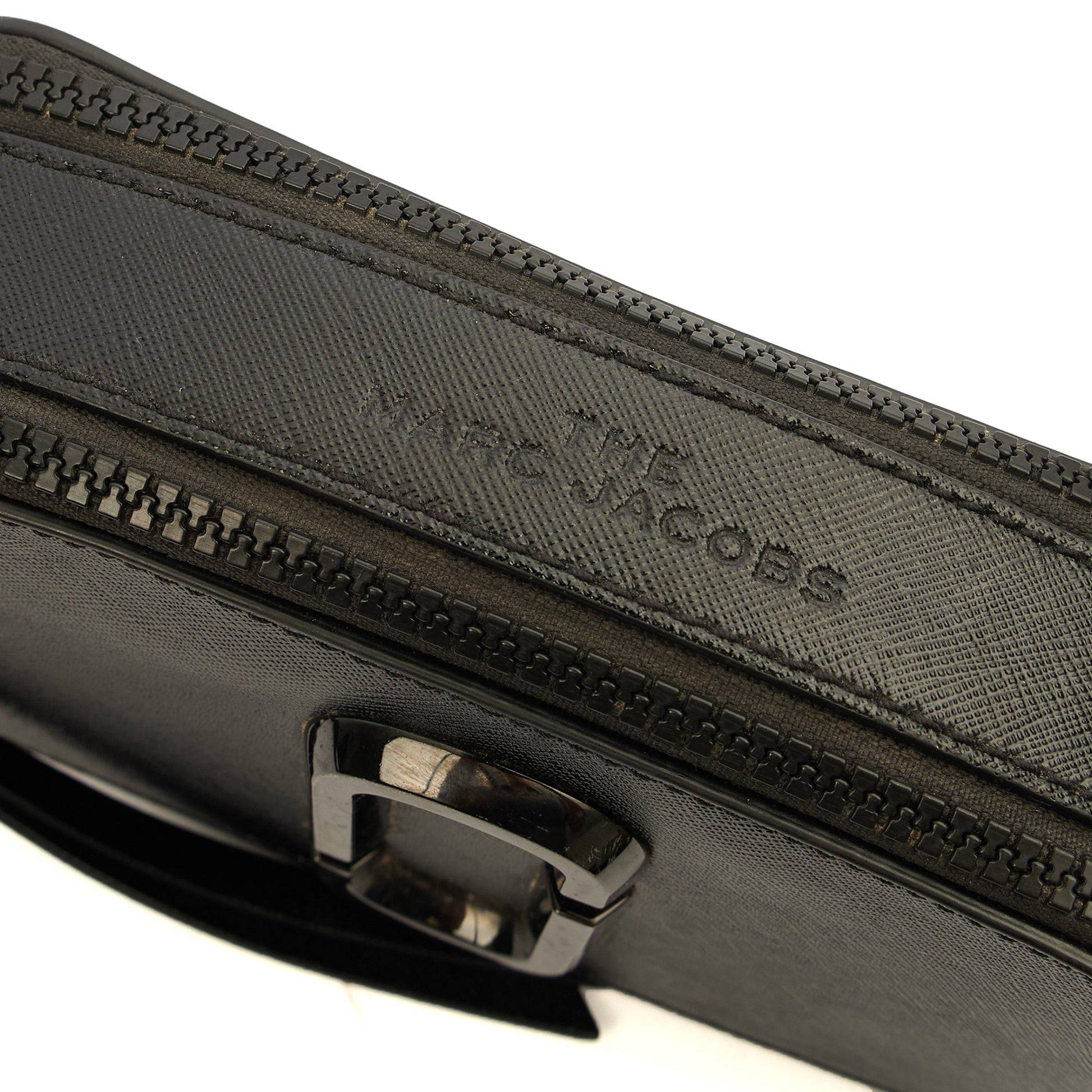 Marc Jacobs Cross Body Snapshot in Black, Leather — Detail View