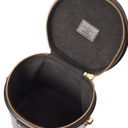 Louis Vuitton Cross Body Cannes in Black, Vernis — Alternate View 17