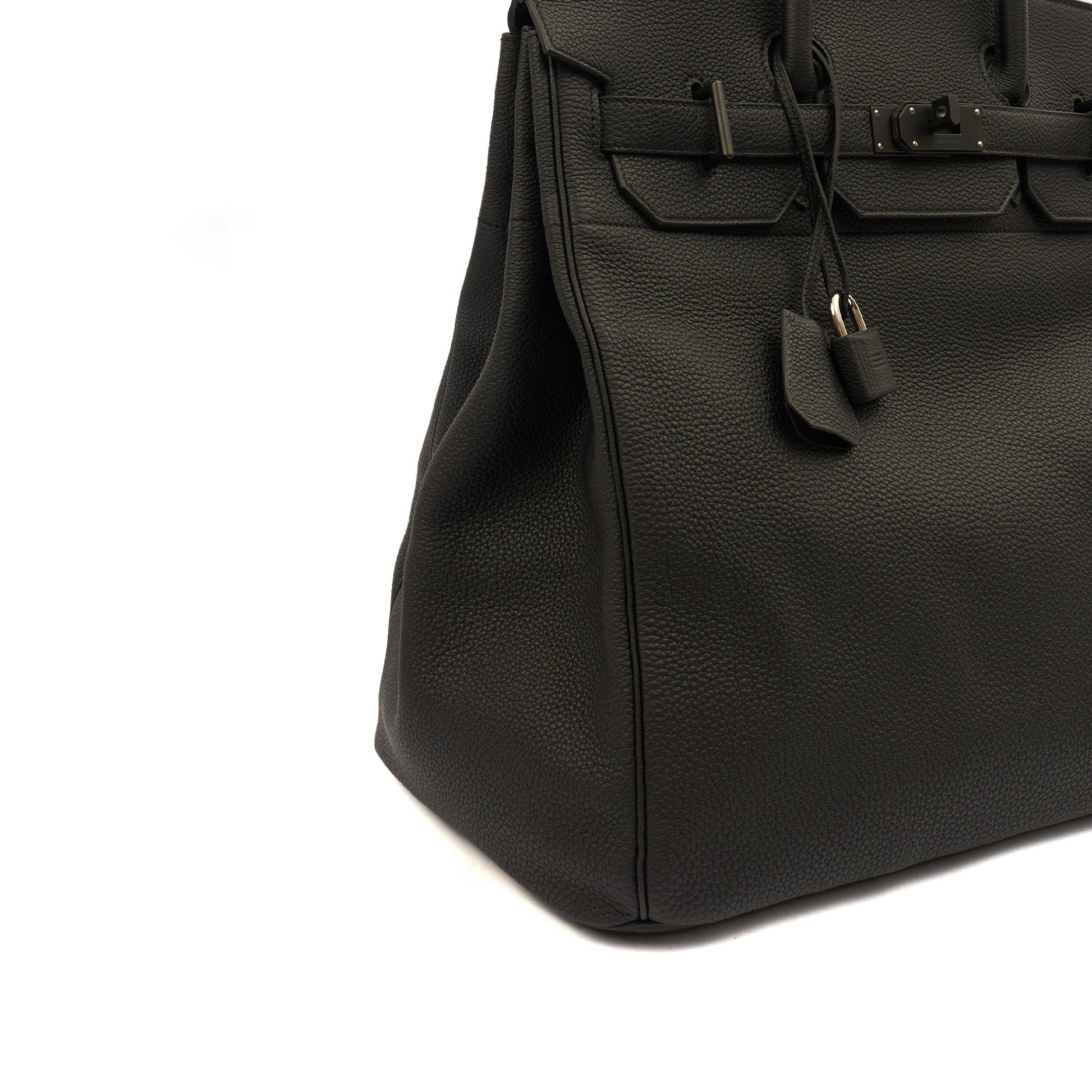 Hermes HAC 40 (Haut à Courroies) in Black, Togo Leather with So Black Hardware — Alternate View 8