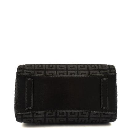 Givenchy Mini Bag Antigona - Mini in Black, Leather — Detail View