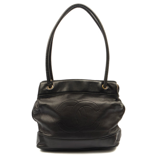 Chanel Tote Vintage Shoulder Bag in Black, Lambskin Leather — Front View