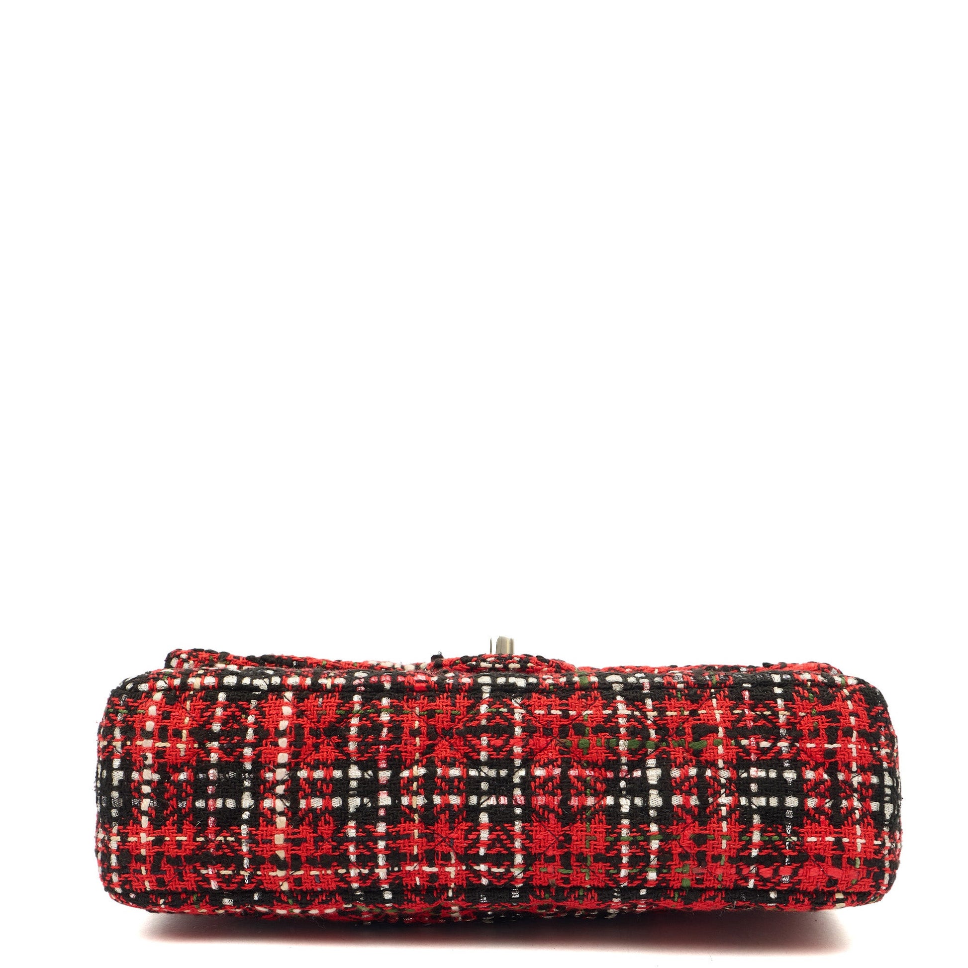 Chanel Shoulder Bag Classic Double Flap - Medium in Red, Tweed — Detail View