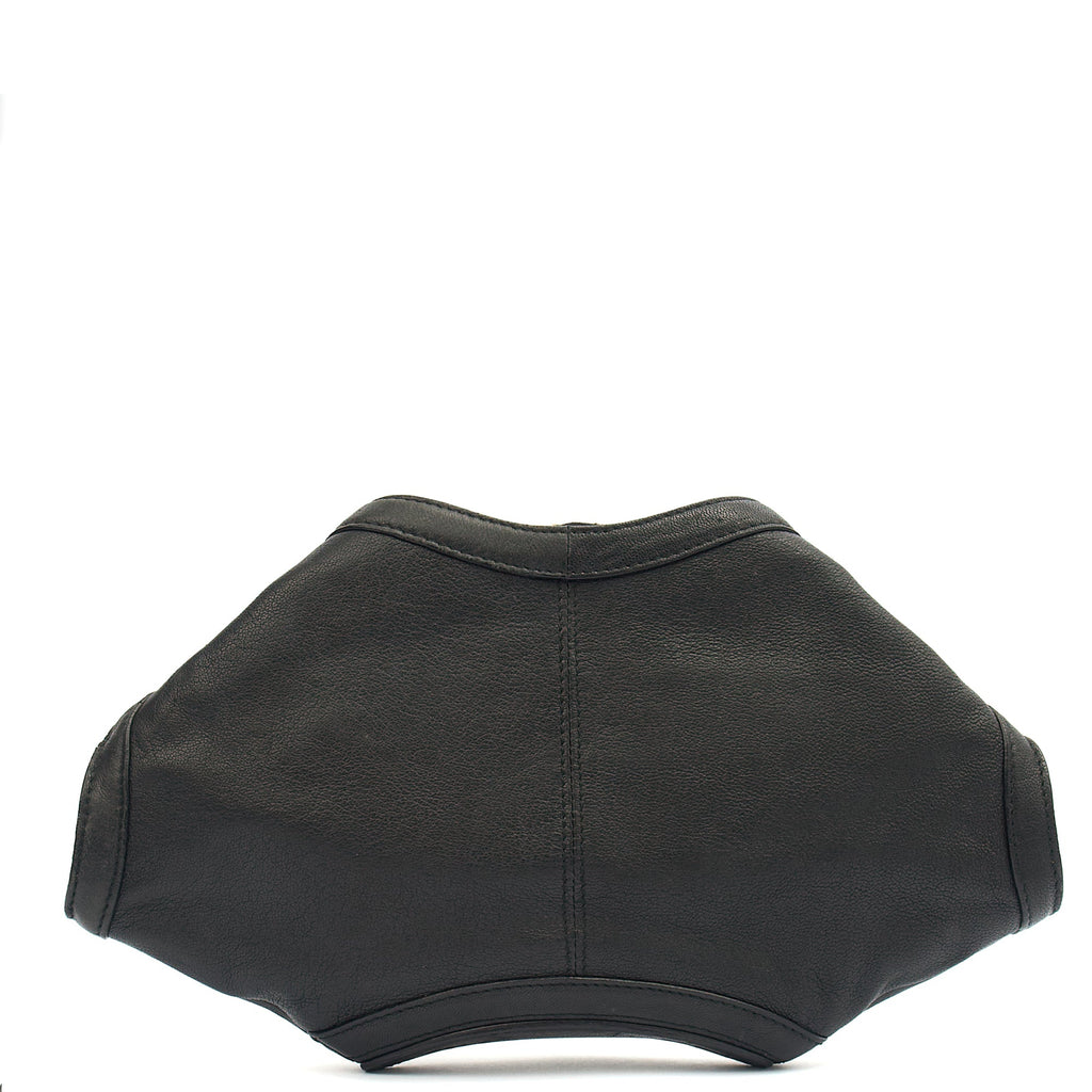 Alexander McQueen Clutch De Manta Clutch in Black, Leather — Back View