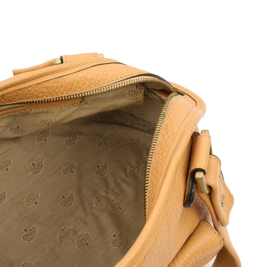 Mulberry Tote Vintage Tote  in Neutral, Calfskin Leather — Detail View