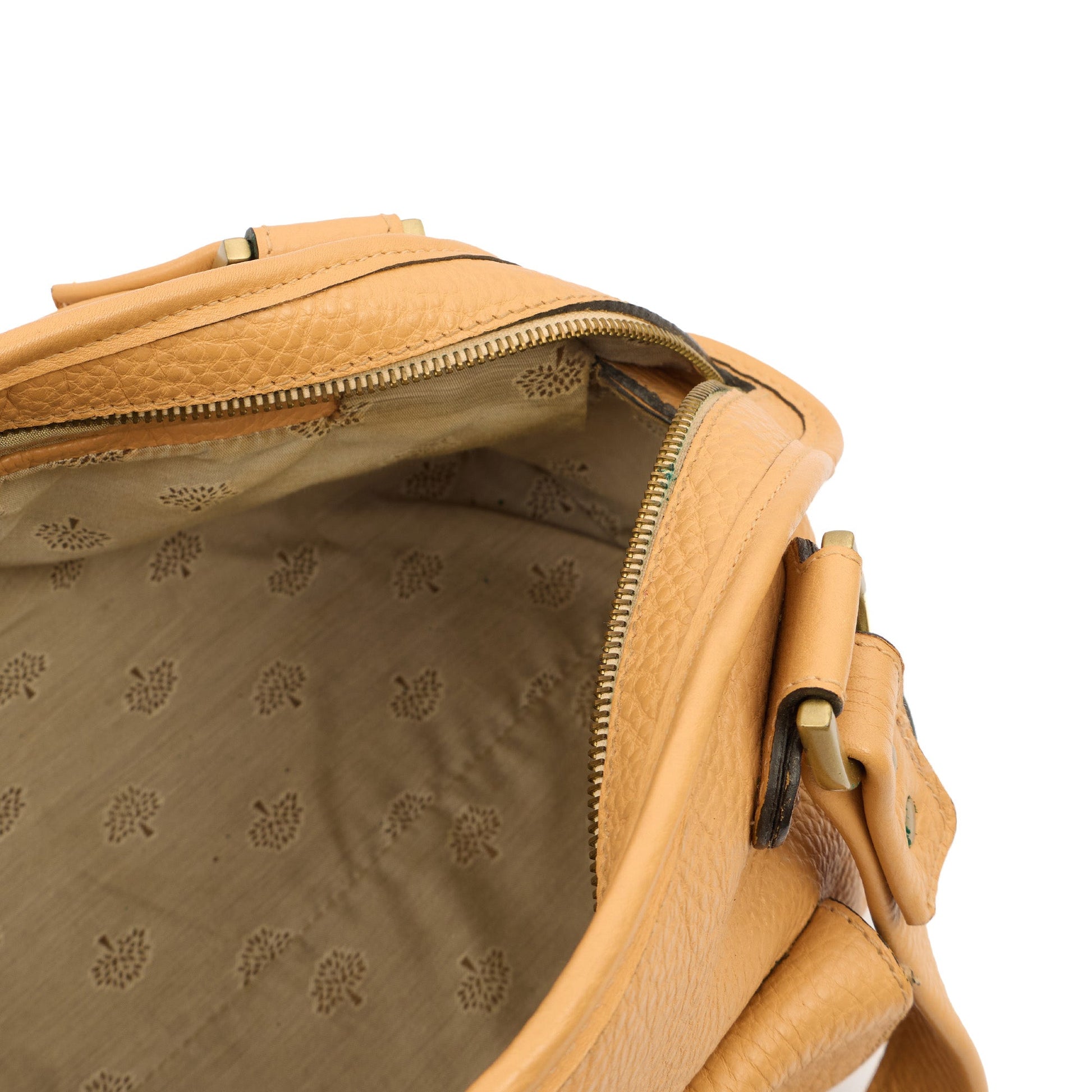 Mulberry Tote Vintage Tote  in Neutral, Calfskin Leather — Detail View