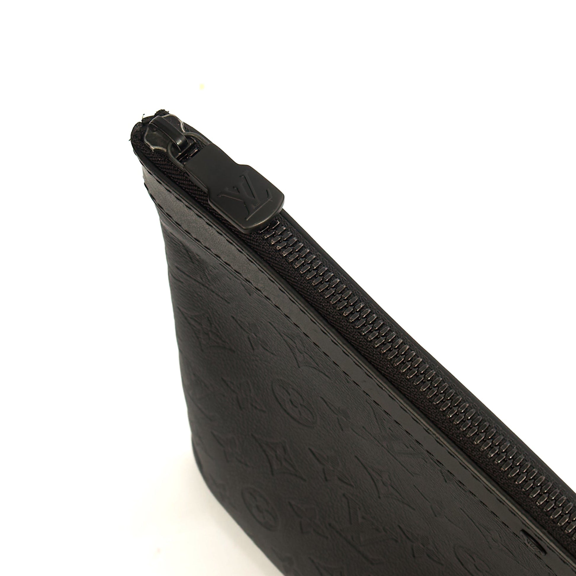 Louis Vuitton Clutch Pochette Discovery in Black, Leather — Detail View