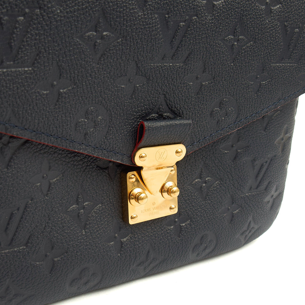 Louis Vuitton Cross Body Pochette Metis in Blue , Empreinte Leather — Detail View