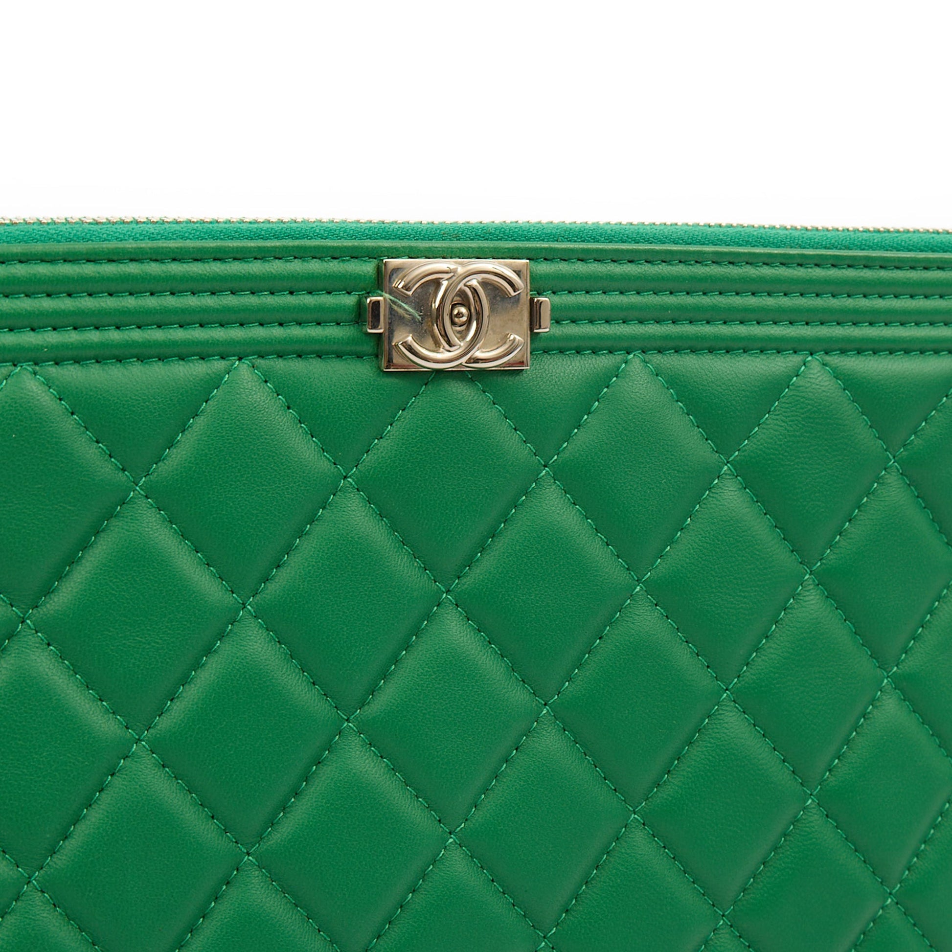 Chanel Clutch Boy Clutch in Green, Lambskin Leather — Back View