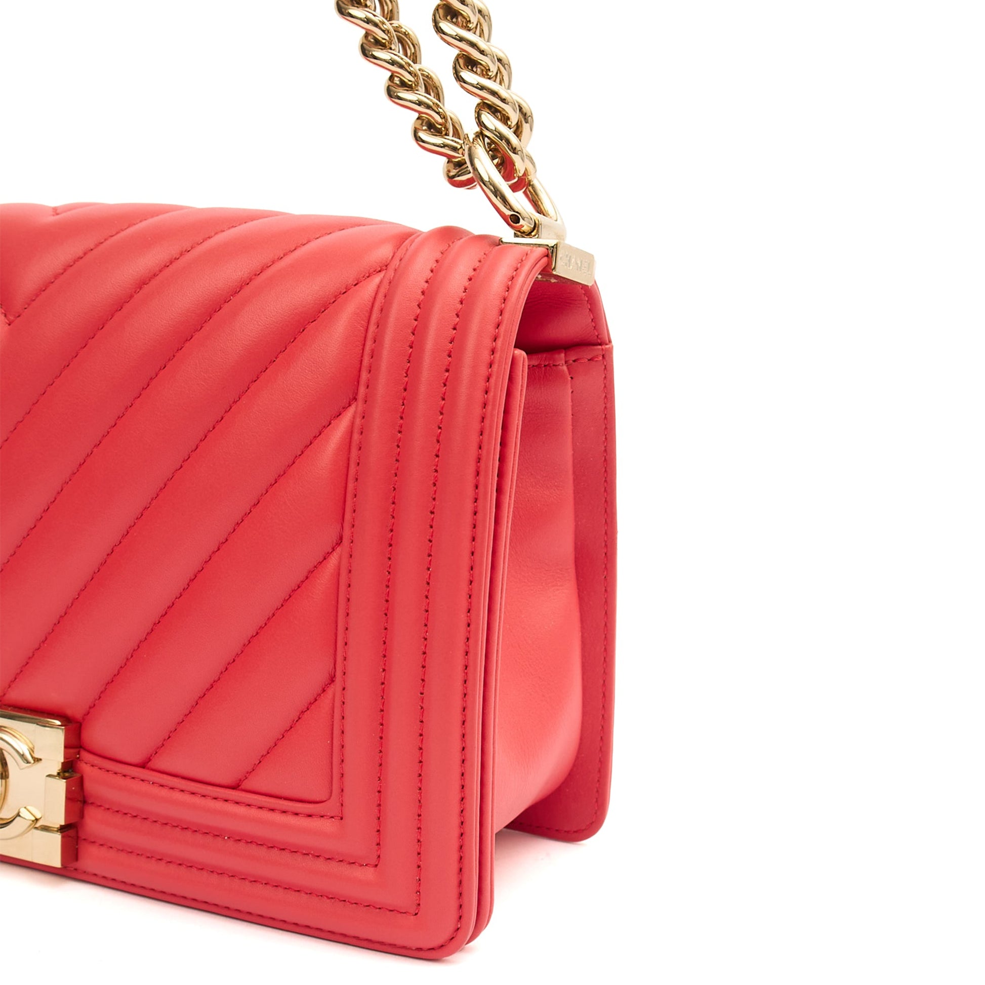 Chanel Shoulder Bag Boy - Medium in Pink, Calfskin Leather — Alternate View 27
