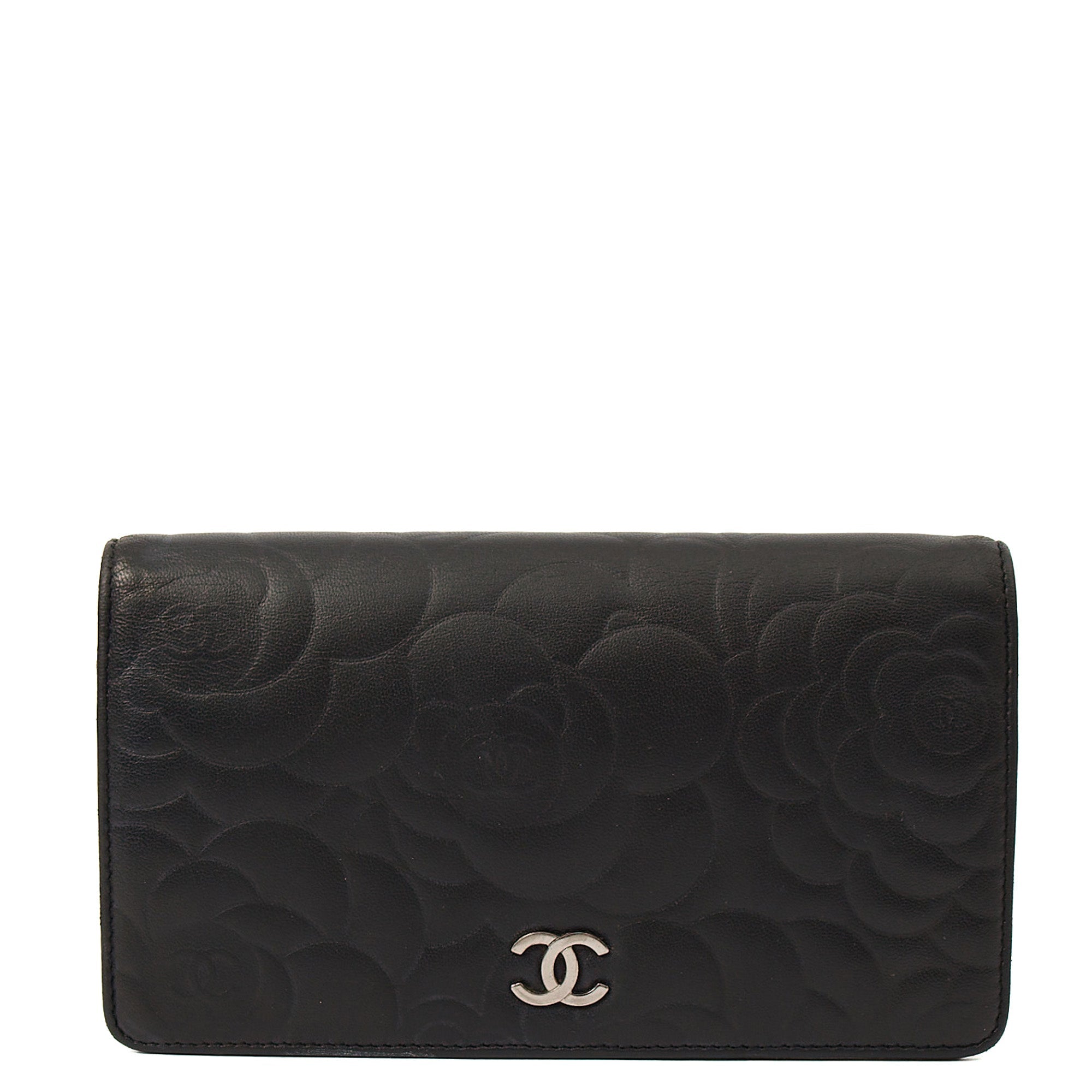 Chanel Wallet Camellia - Wallet in Black, Lambskin Leather — Front View