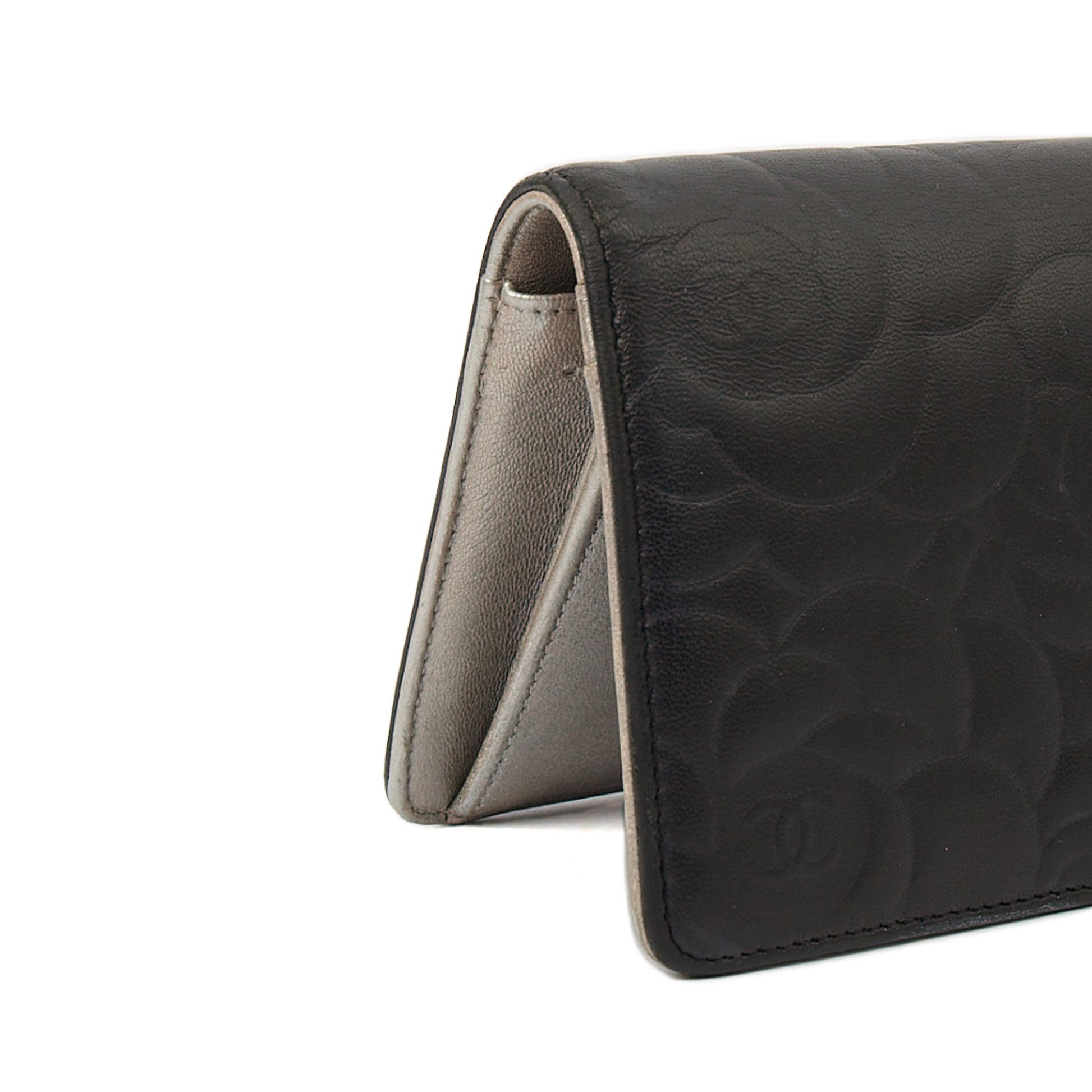 Chanel Wallet Camellia - Wallet in Black, Lambskin Leather — Alternate View 7