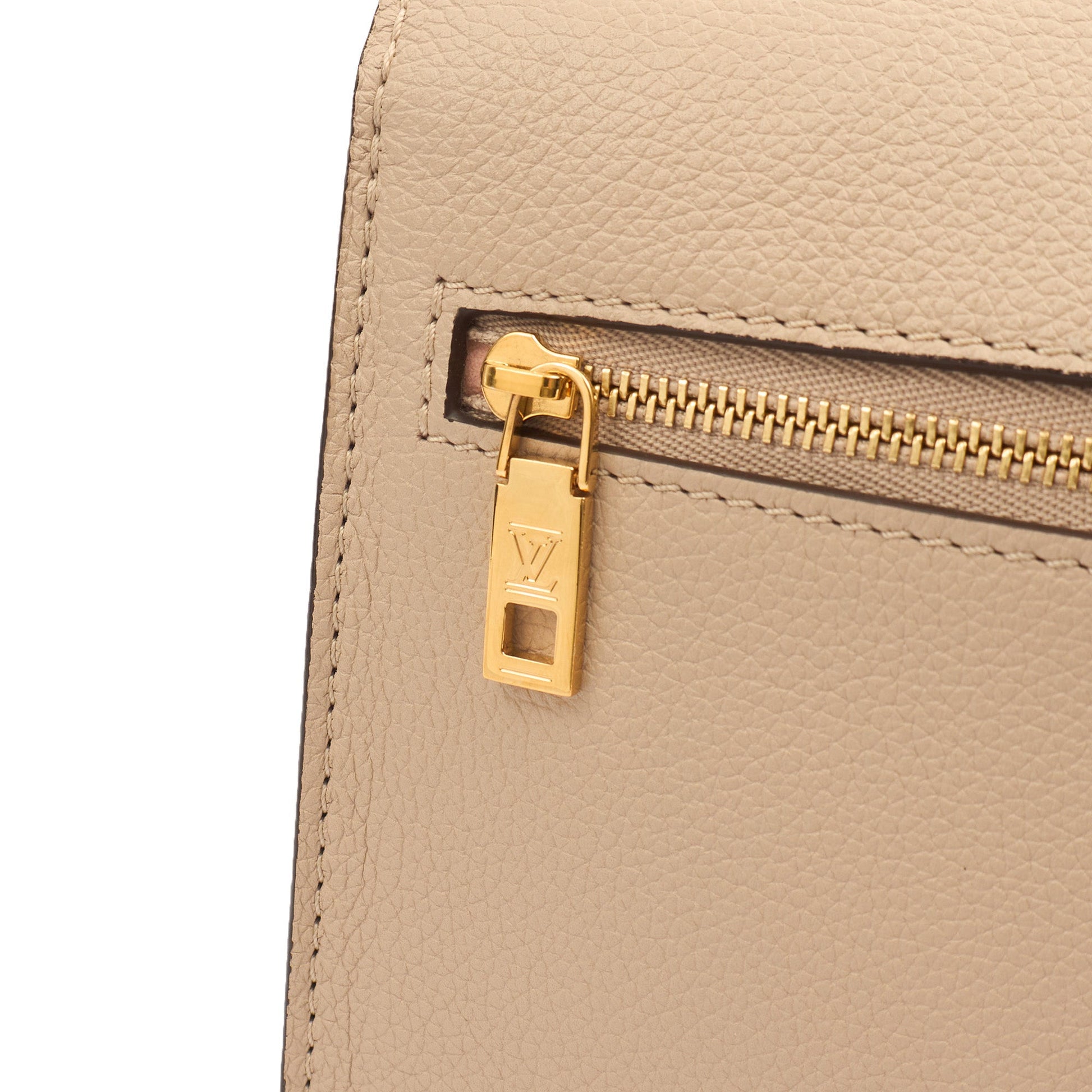 Louis Vuitton Shoulder Bag Mylockme Chain Bag in Neutral, Calfskin Leather — Detail View