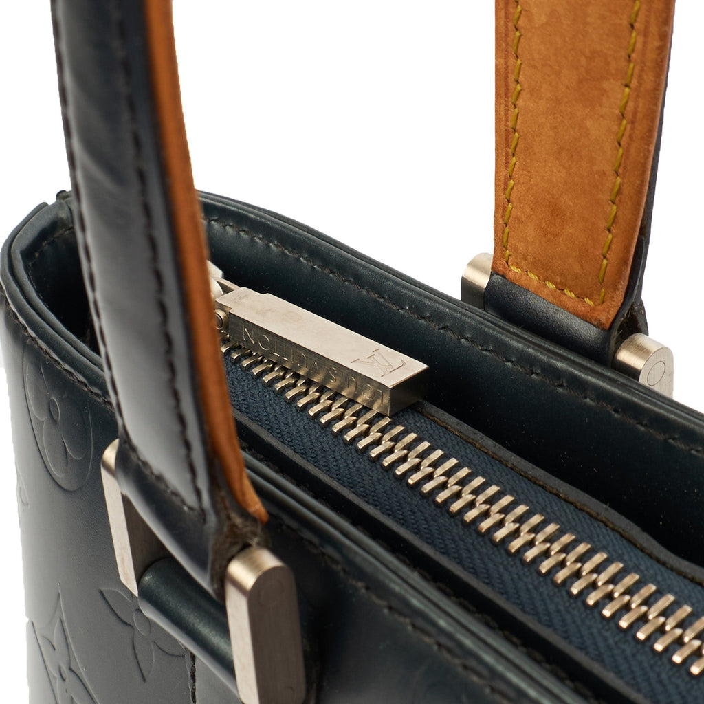 Louis Vuitton Tote Stockton in Blue , Empreinte Leather — Side View