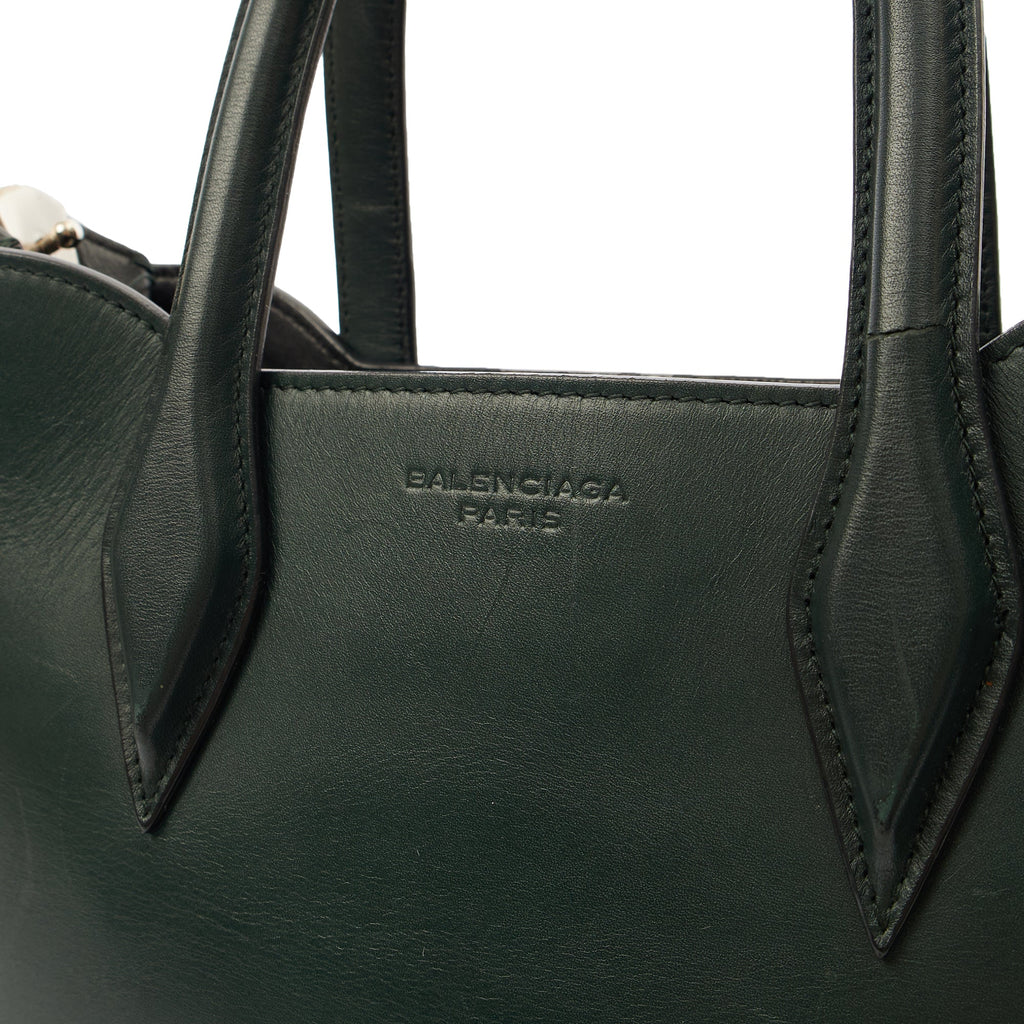 Balenciaga Tote Maillon Tote in Green, Leather — Alternate View 18
