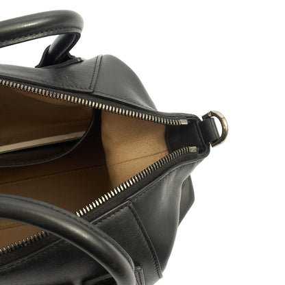 Givenchy Shoulder Bag Antigona Soft - Medium in Black, Leather — Alternate View 7