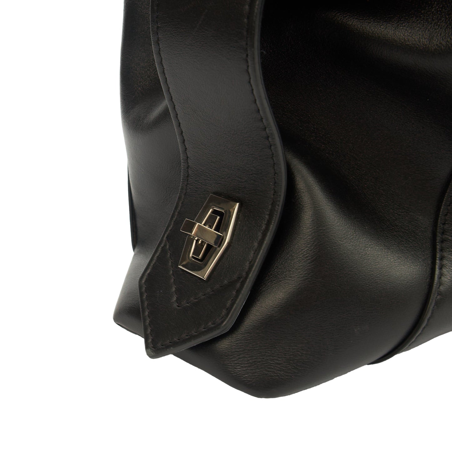 Givenchy Shoulder Bag Antigona Soft - Medium in Black, Leather — Detail View