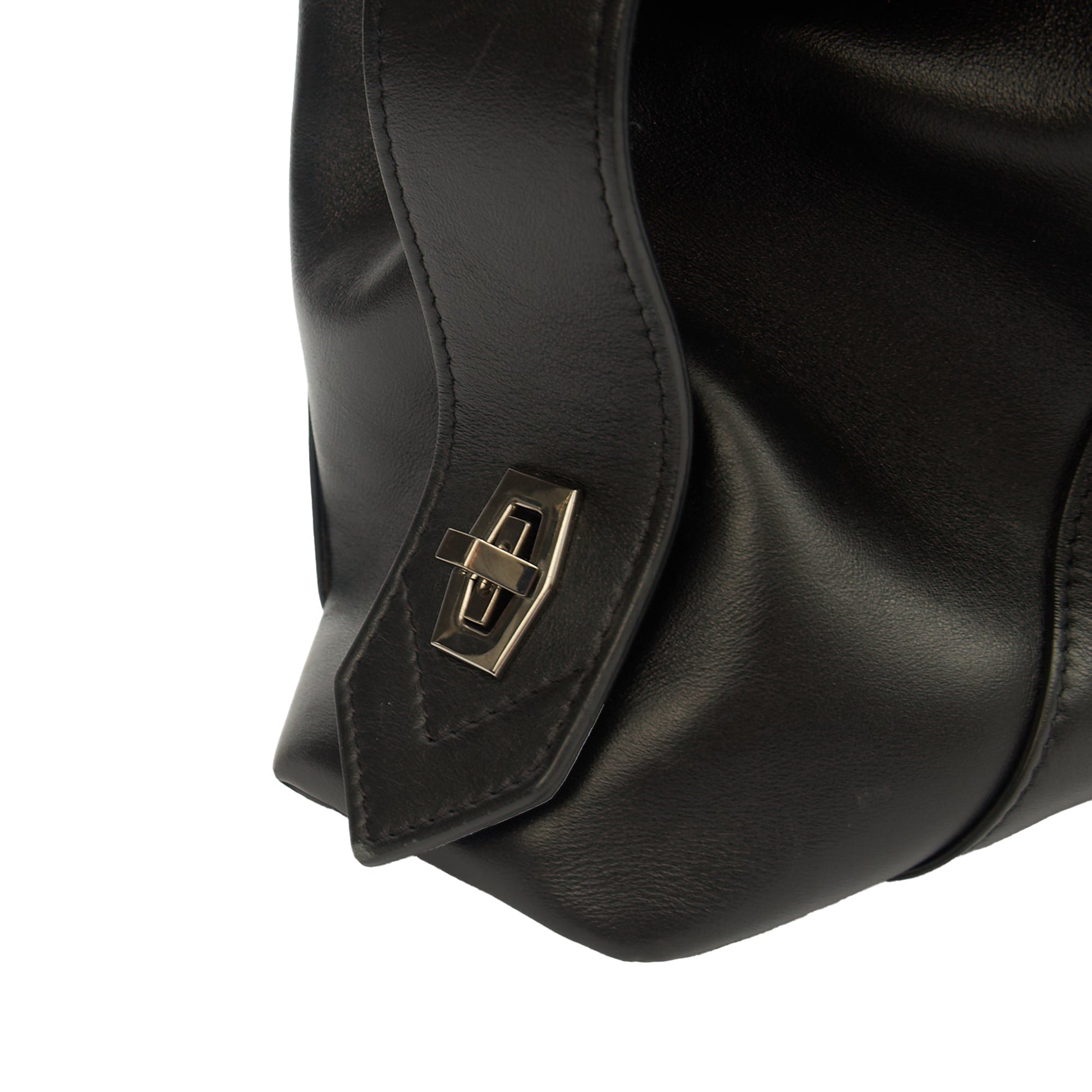 Givenchy Shoulder Bag Antigona Soft - Medium in Black, Leather — Detail View