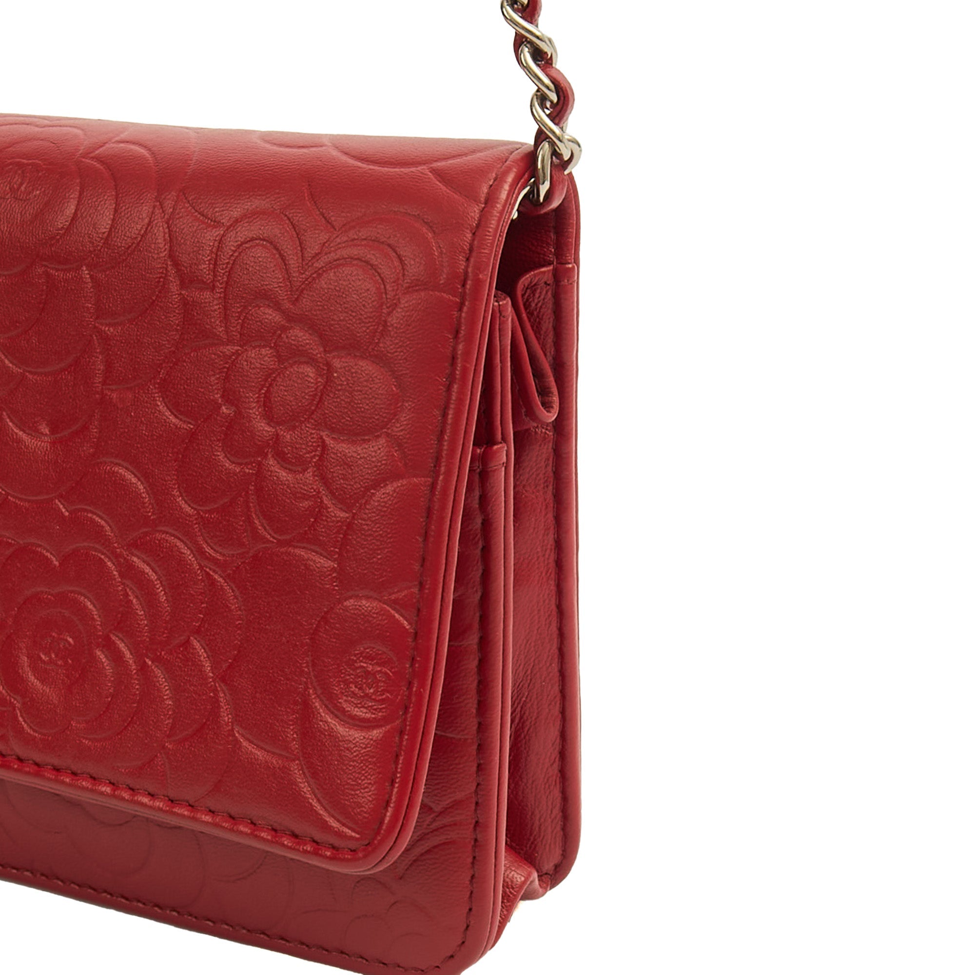 Chanel Cross Body Camellia - Wallet On Chain in Red, Lambskin Leather — Lifestyle View
