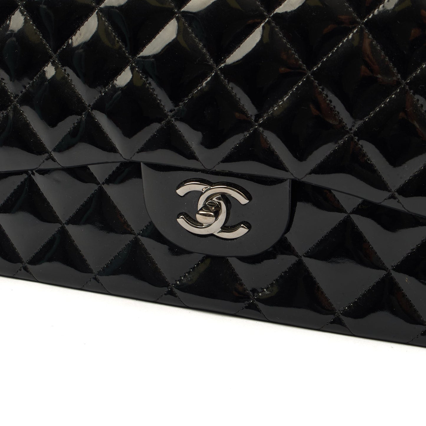 Chanel Shoulder Bag Classic Double Flap - Medium in Black, Patent Leather — Alternate View 24
