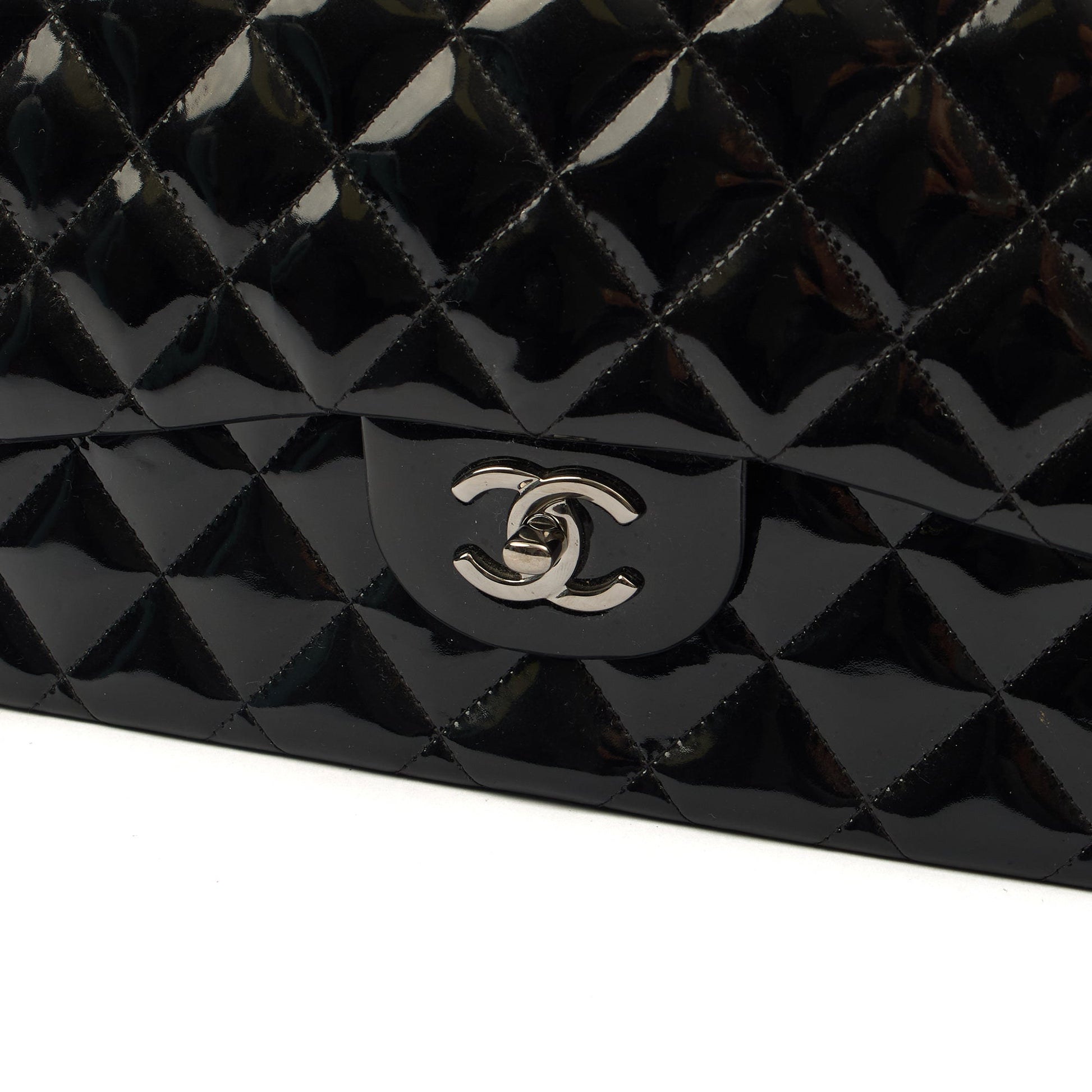 Chanel Shoulder Bag Classic Double Flap - Medium in Black, Patent Leather — Alternate View 24