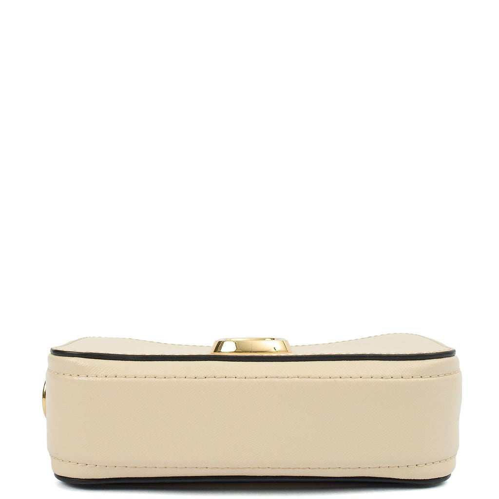 Marc Jacobs Cross Body Snapshot in cloud white, Leather — Detail View