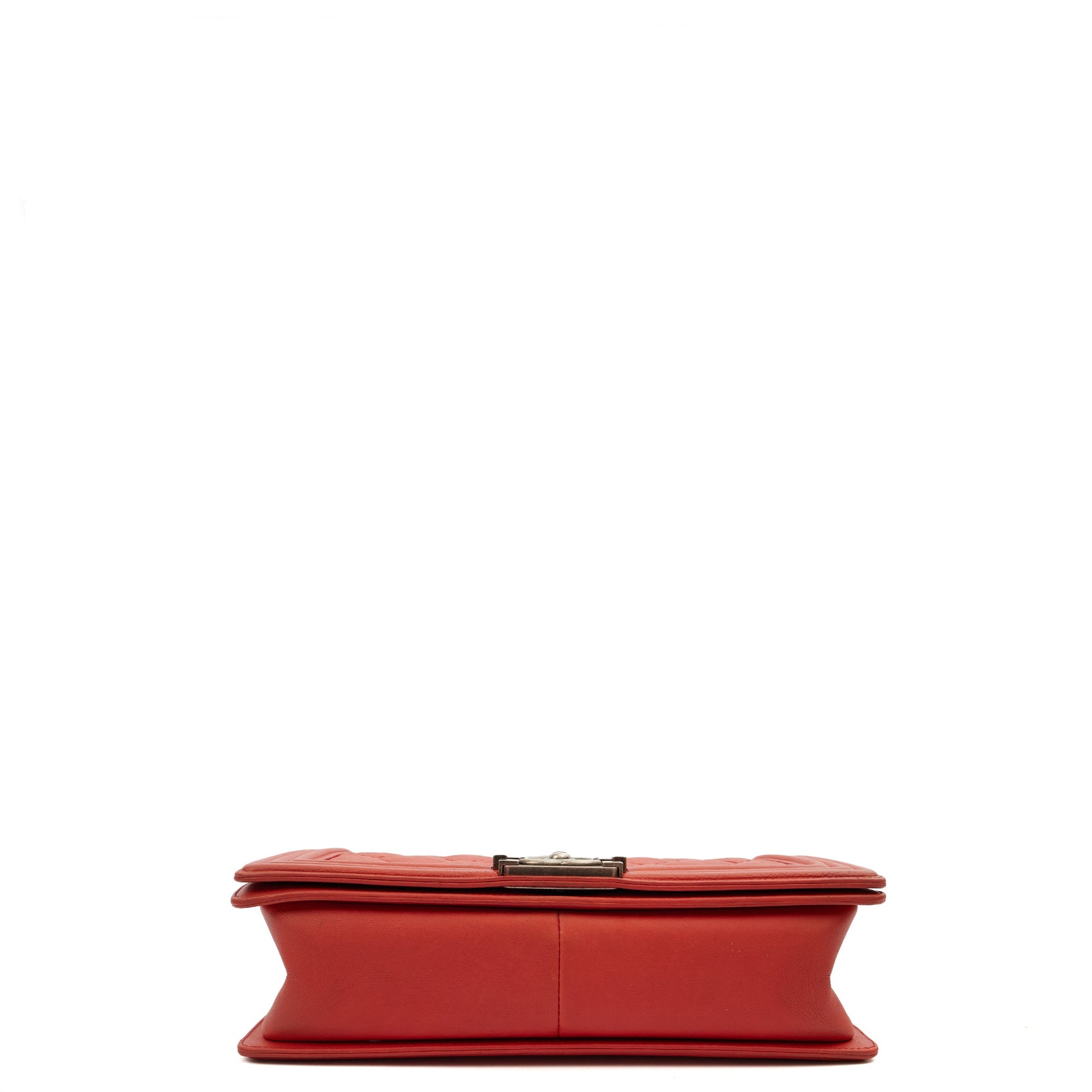 Chanel Shoulder Bag Boy - Medium in Red, Calfskin Leather — Top View
