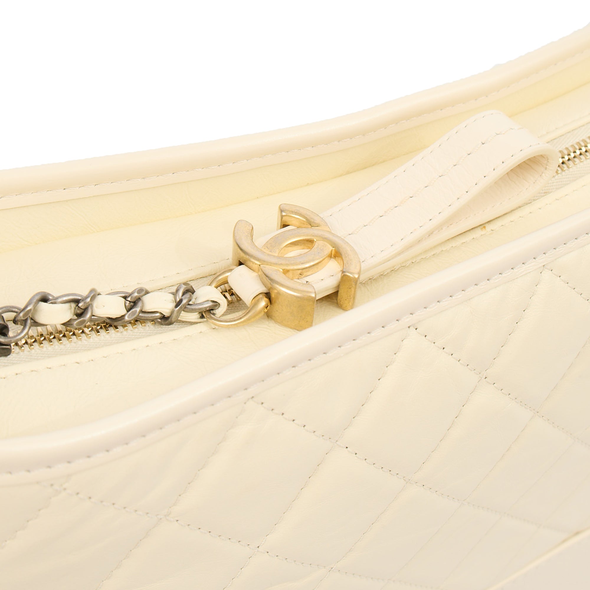 Chanel Shoulder Bag Gabrielle Hobo - Large in Cream, Leather — Side View
