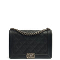 Chanel Shoulder Bag Boy - New Medium in Black, Calfskin Leather — Front View
