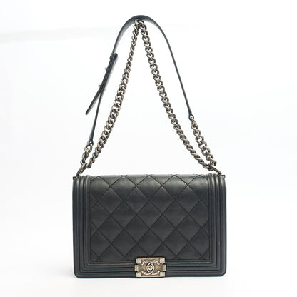 Chanel Shoulder Bag Boy - New Medium in Black, Calfskin Leather — Alternate View 26