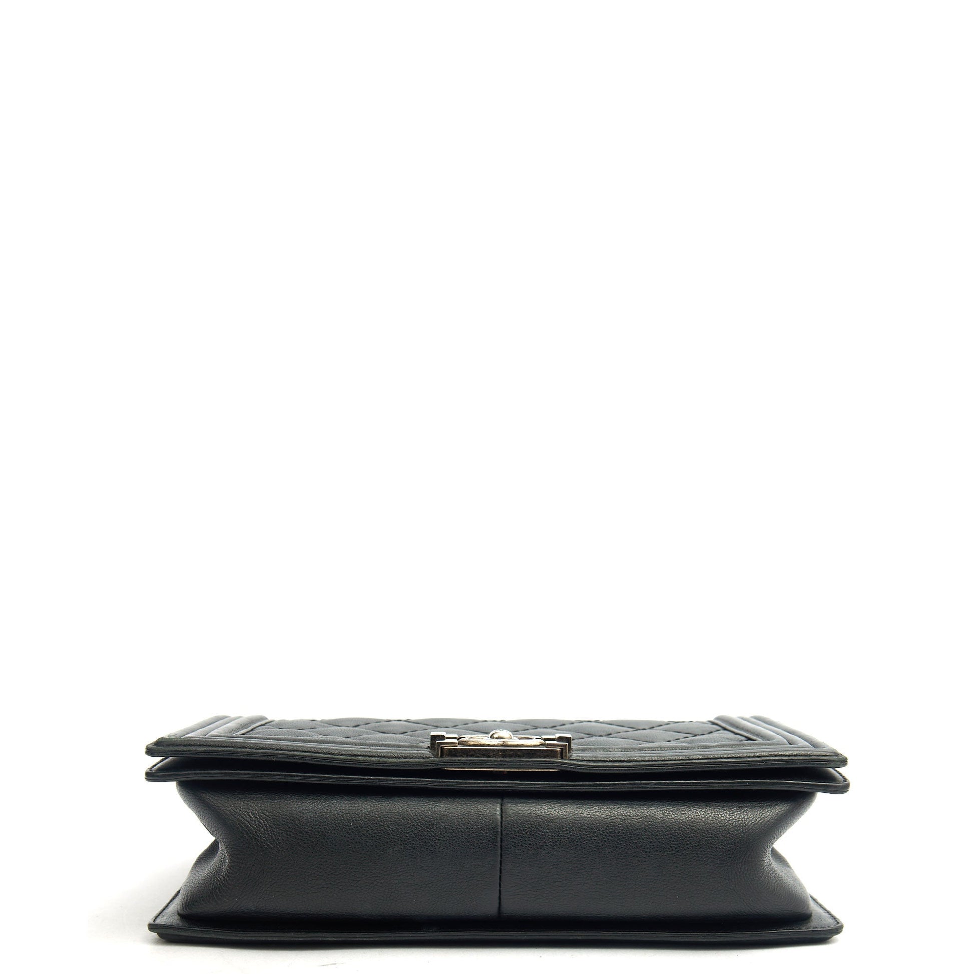 Chanel Shoulder Bag Boy - New Medium in Black, Calfskin Leather — Alternate View 22