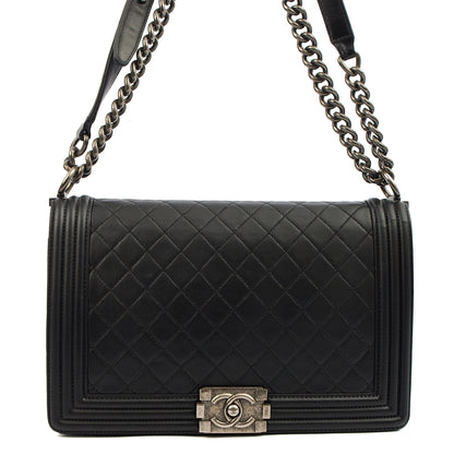 Chanel Shoulder Bag Boy - New Medium in Black — Alternate View 7
