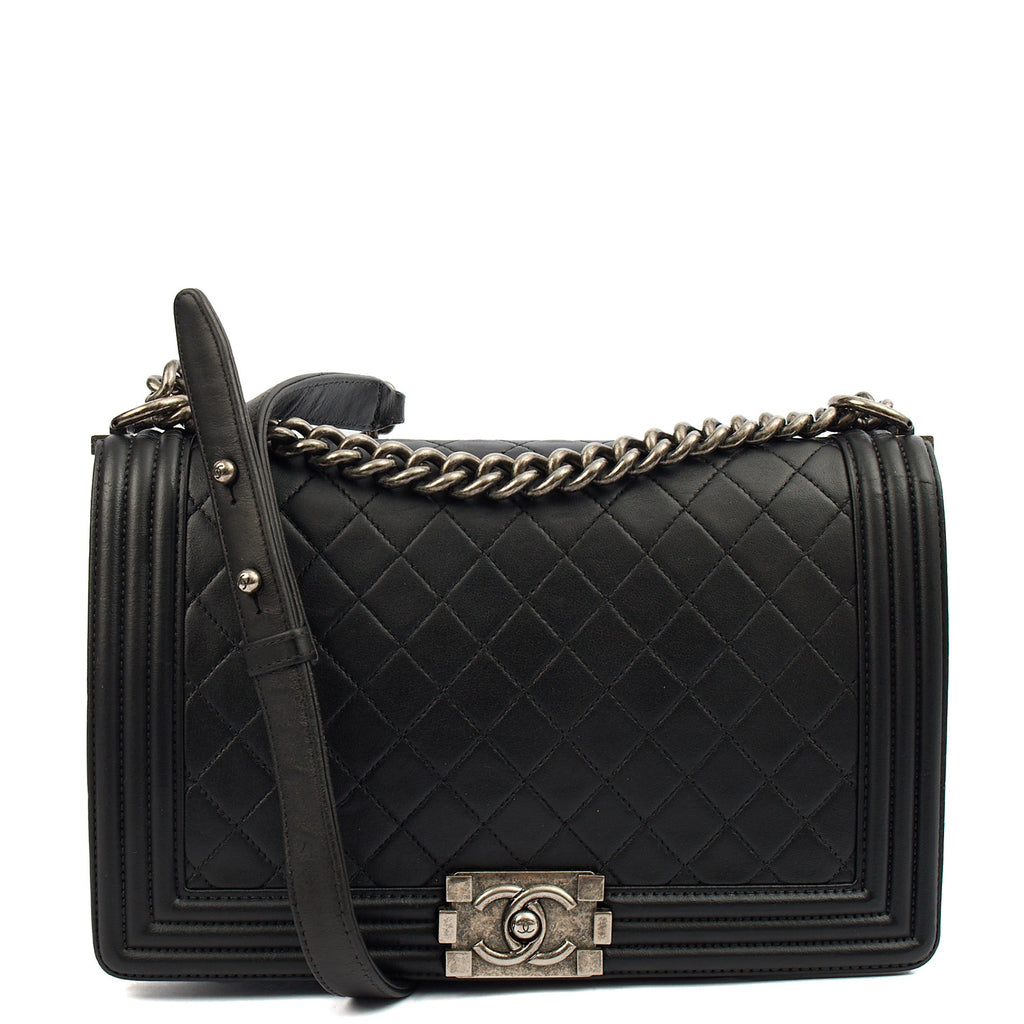 Chanel Shoulder Bag Boy - New Medium in Black — Front View