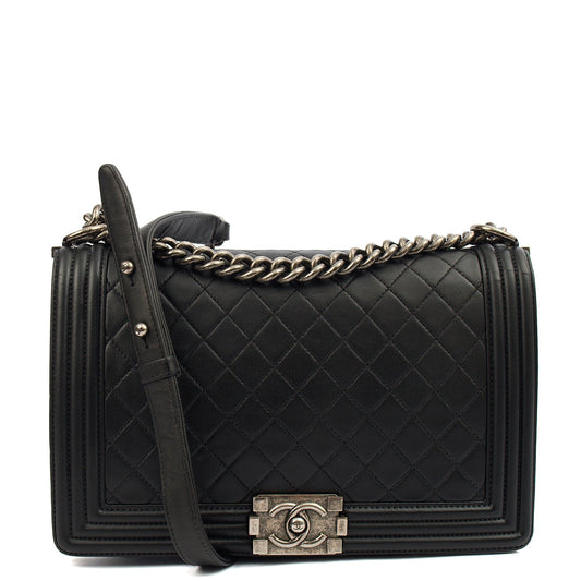 Chanel Shoulder Bag Boy - New Medium in Black — Front View
