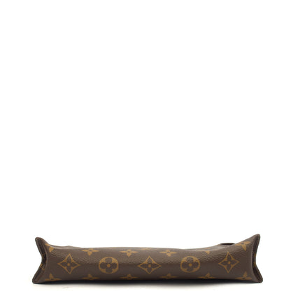 Louis Vuitton Clutch Toiletry Pouch 26  in Monogram, Canvas — Alternate View 10