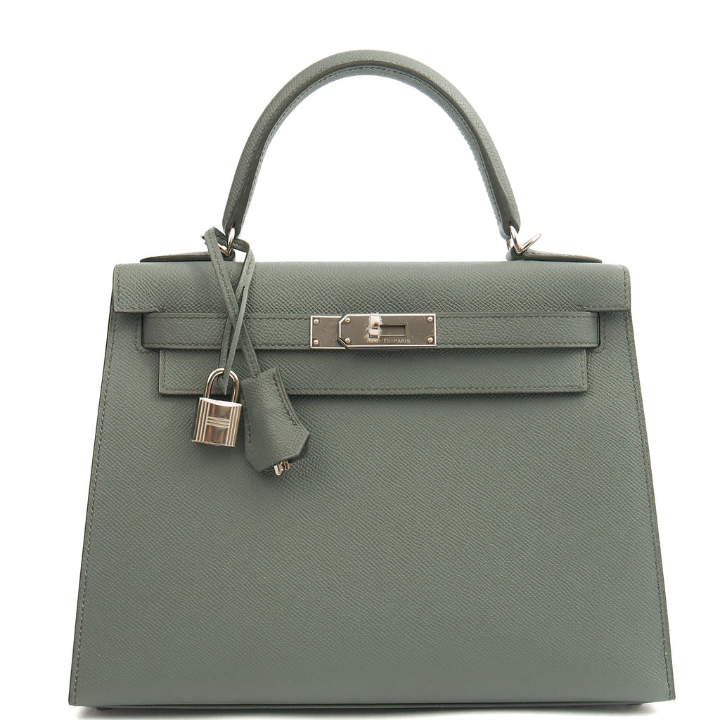 Hermes Kelly 28 in Verte Amande, Epsom Leather — Front View