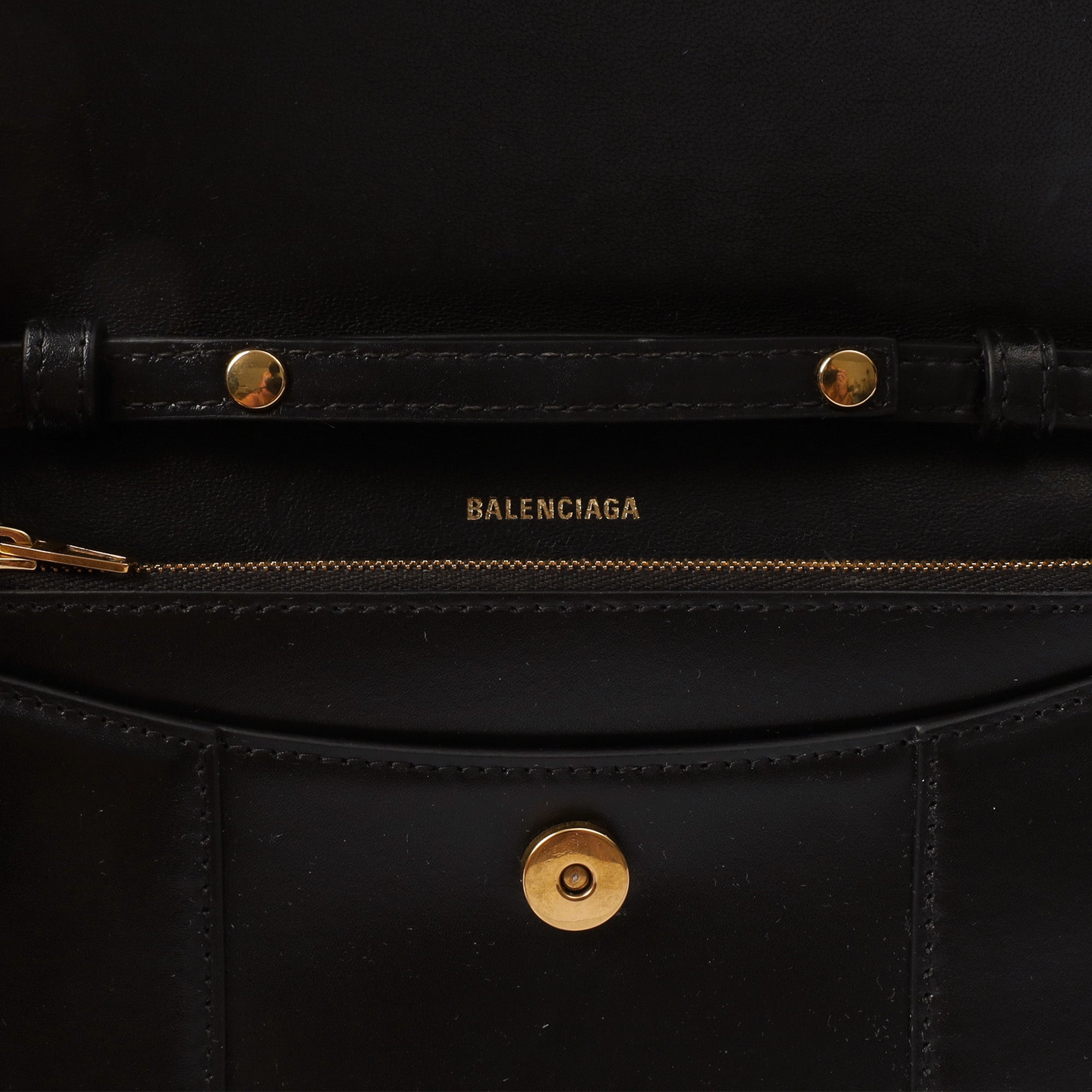 Balenciaga Shoulder Bag Hourglass Wallet on Chain in Black, Leather — Alternate View 12