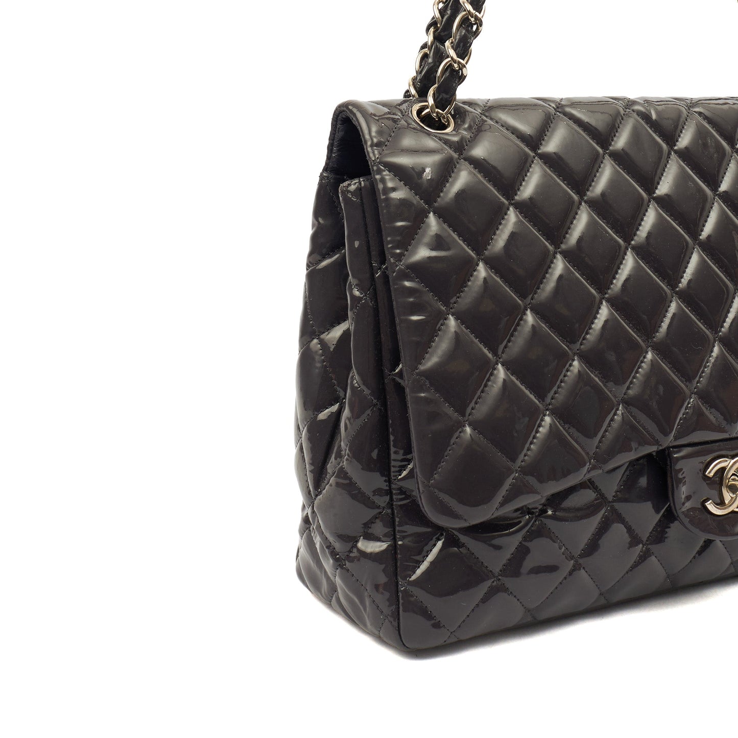 Chanel Shoulder Bag Classic Single Flap - Maxi in Purple, Patent Leather — Alternate View 9