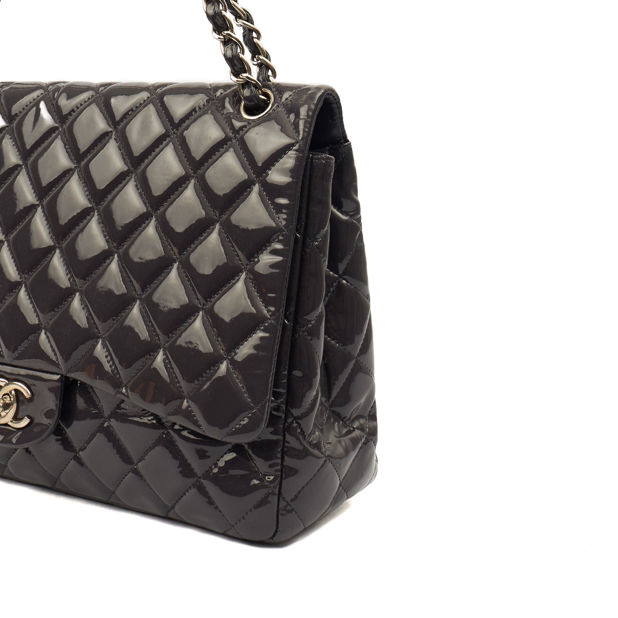 Chanel Shoulder Bag Classic Single Flap - Maxi in Purple, Patent Leather — Alternate View 7