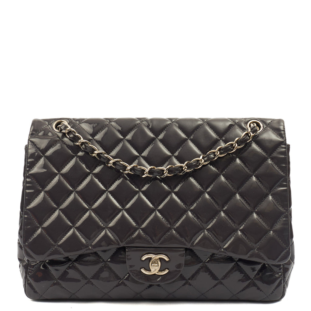 Chanel Shoulder Bag Classic Single Flap - Maxi in Purple, Patent Leather — Front View