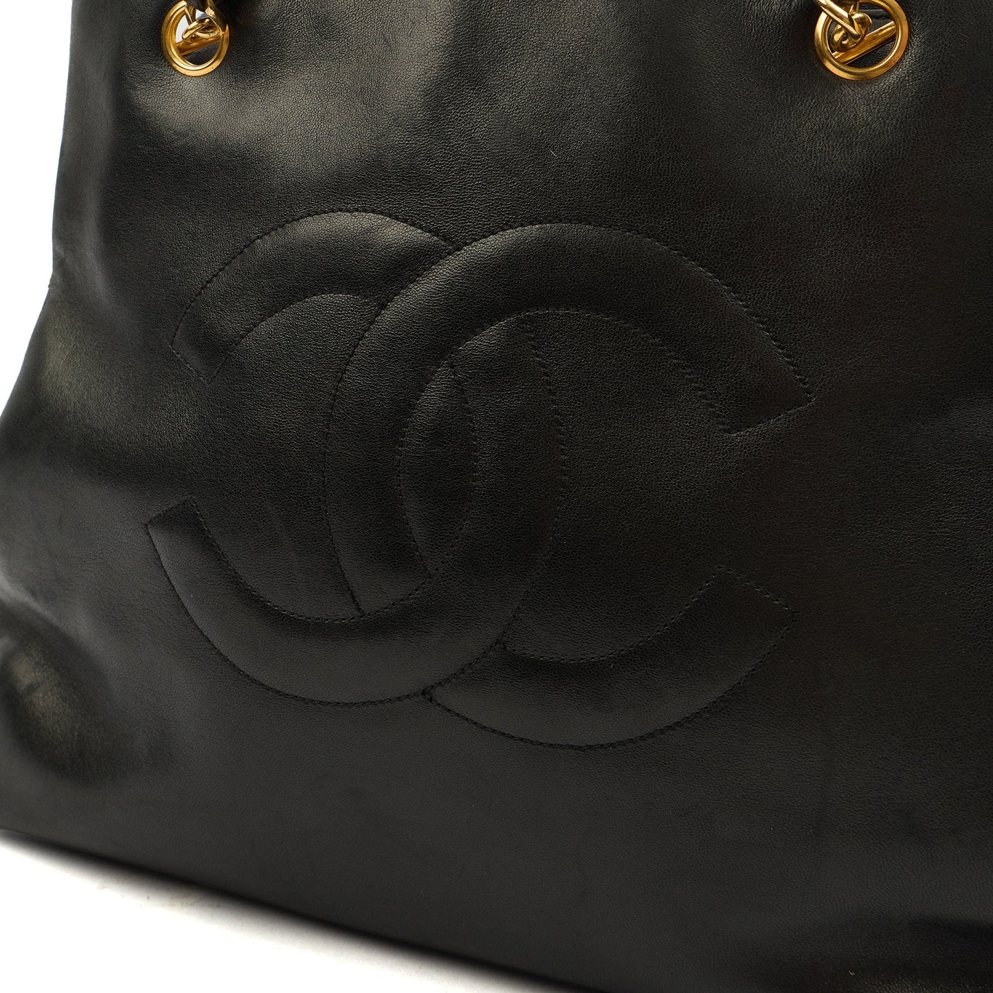 Chanel Tote Vintage Tote in Black, Lambskin Leather — Alternate View 9